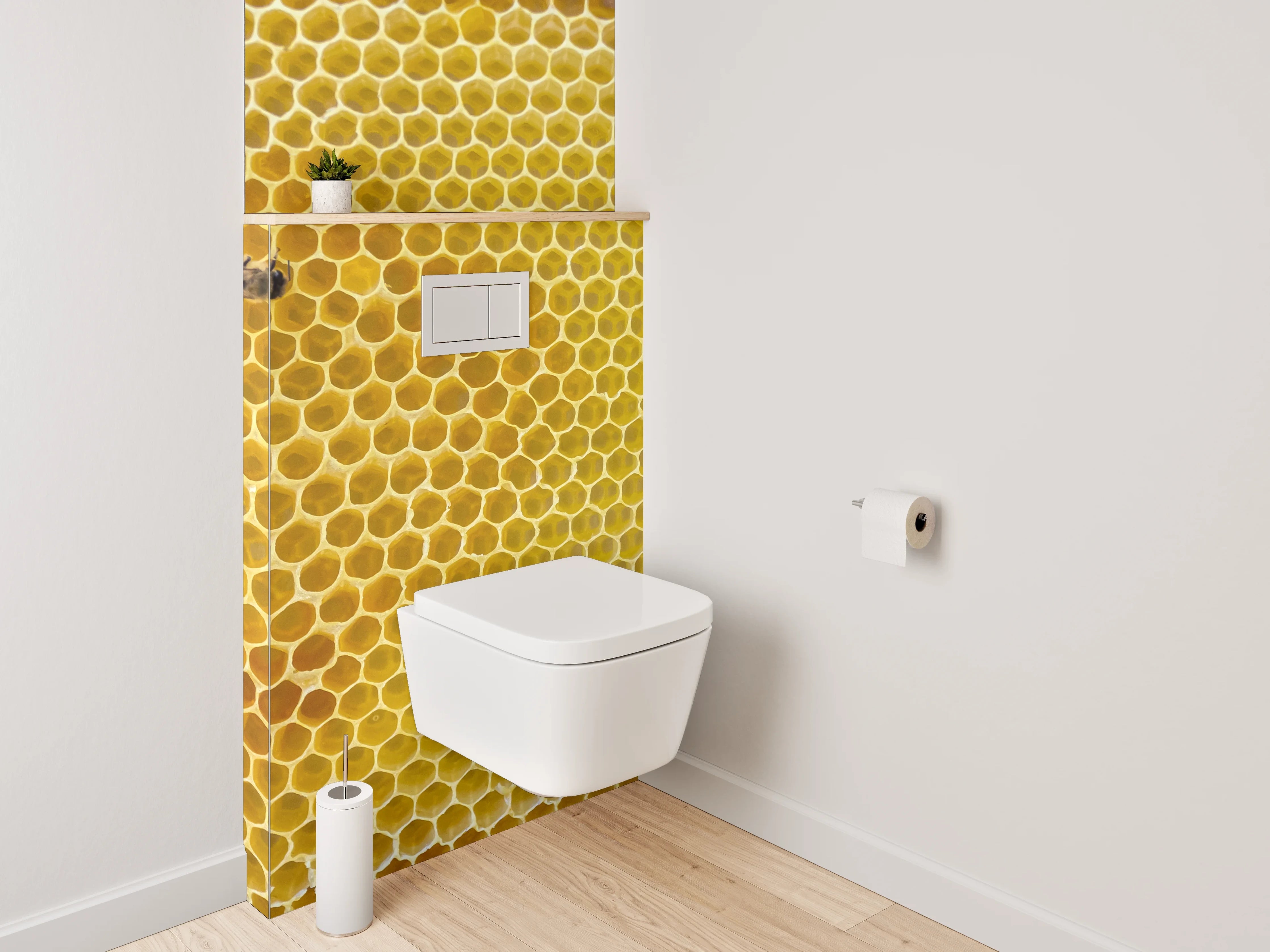 WC-Rückwand - Bienenwabe und Biene Makrofoto