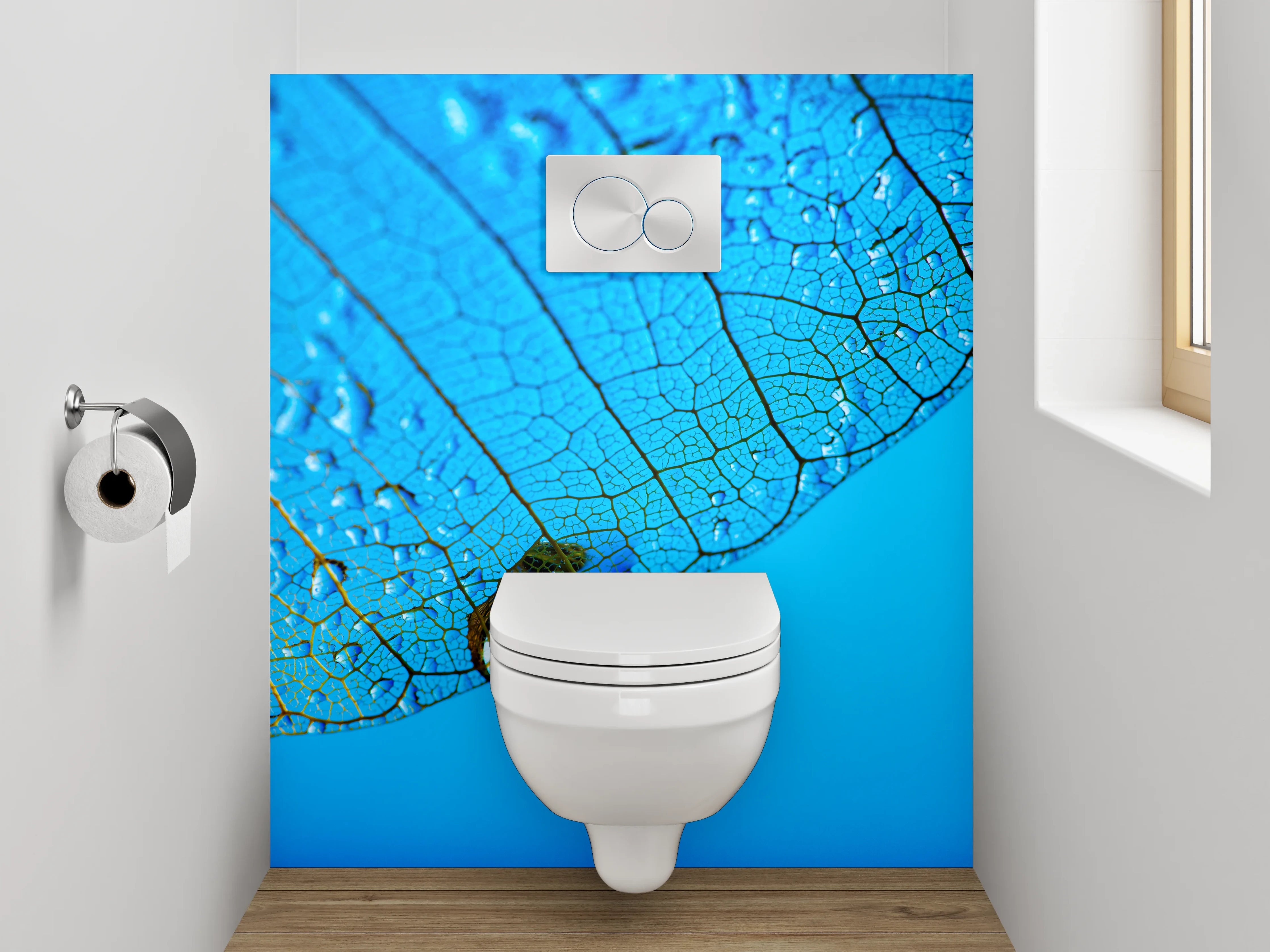 WC-Rückwand - Blaues Blatt mit Wasserperlen