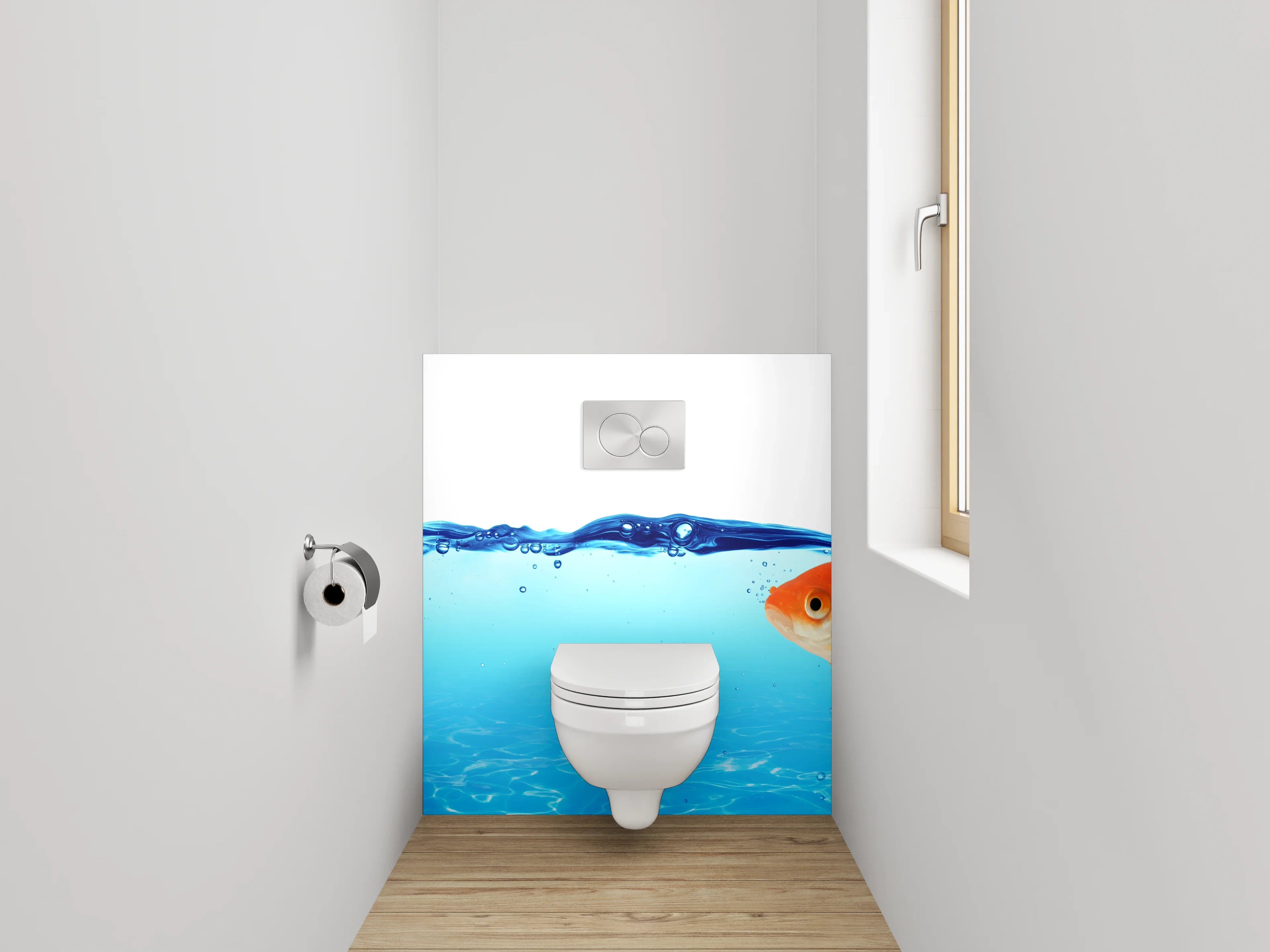 WC-Rückwand - Goldfisch mit Haifischflosse im Wasser