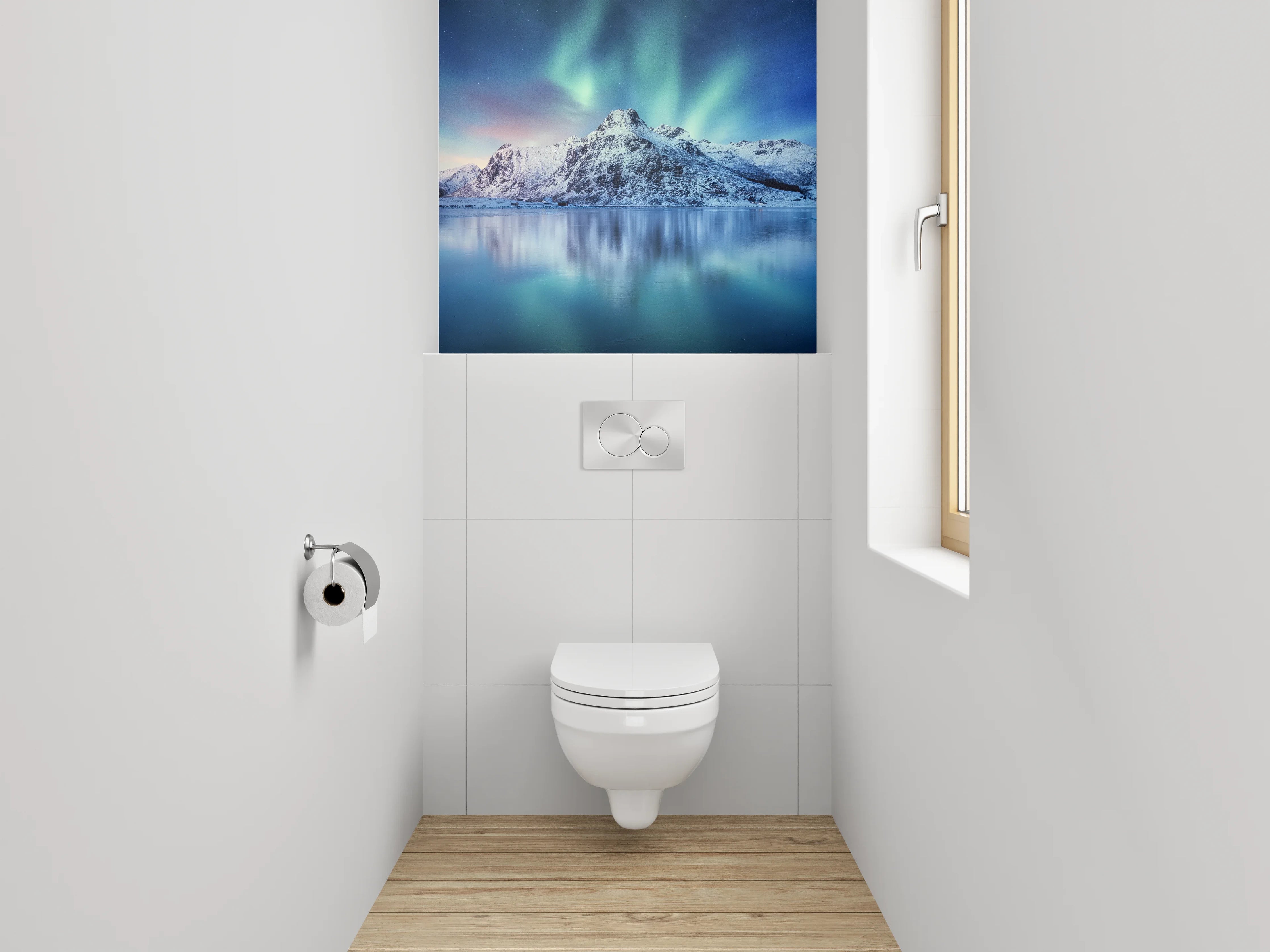 WC-Rückwand - Graugrüne Polarlichter über Wintergipfeln