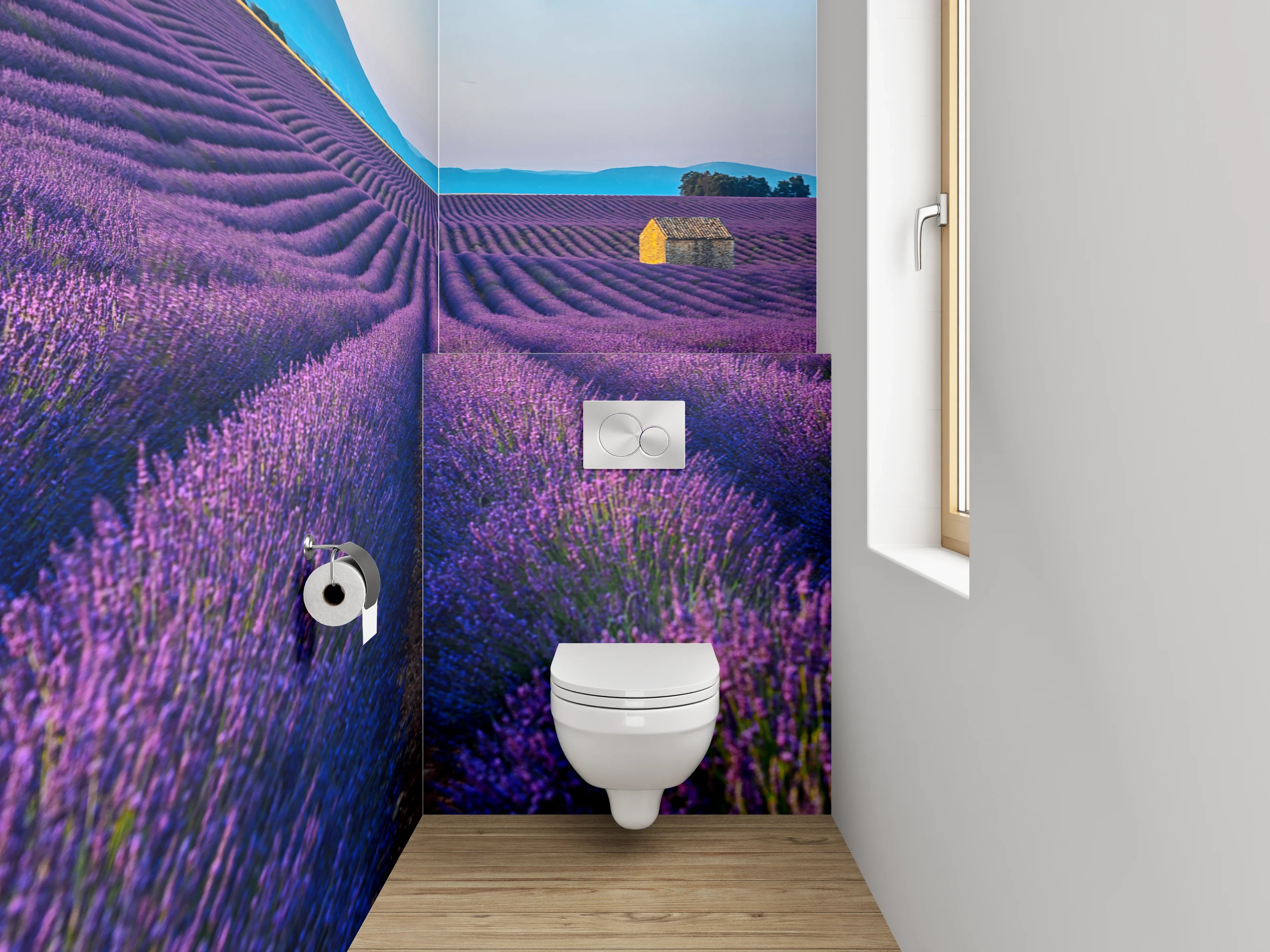WC-Rückwand - Grauschimmer über weißen Lavendelzeilen