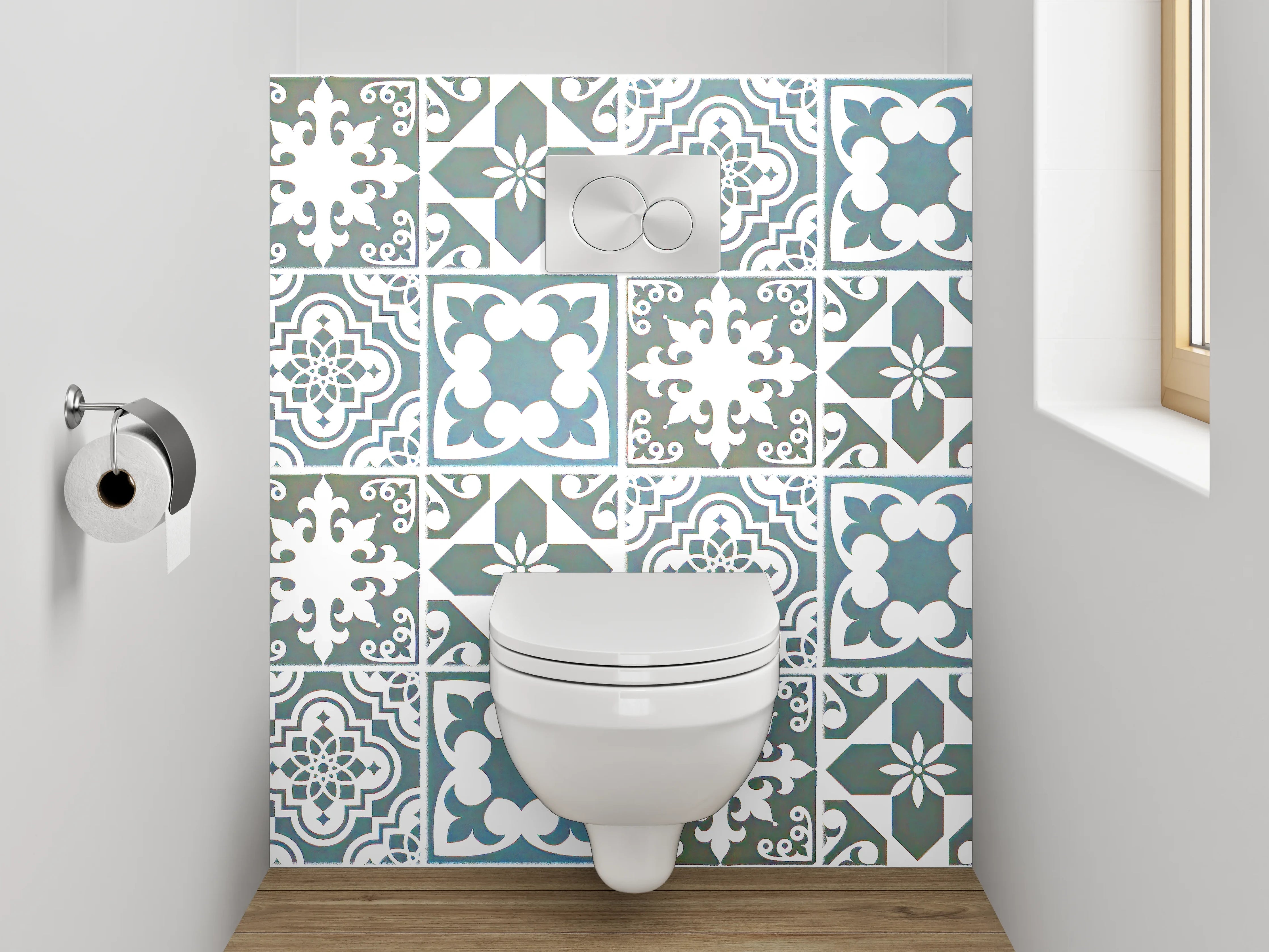WC-Rückwand - Klassische Blautöne auf grauweißen Fliesen