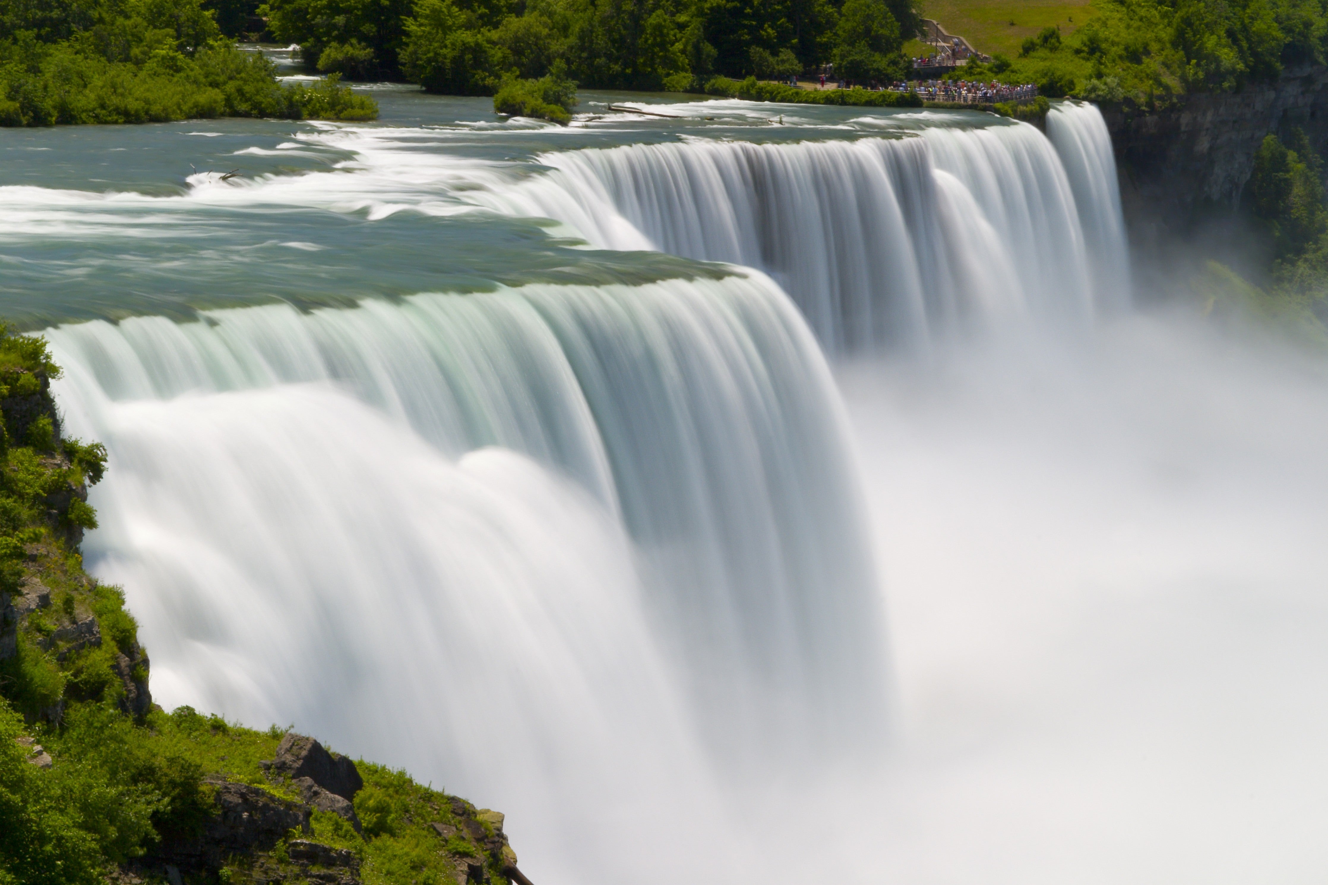 WC-Rückwand-Majestätischer Wasserfall Naturfotografie