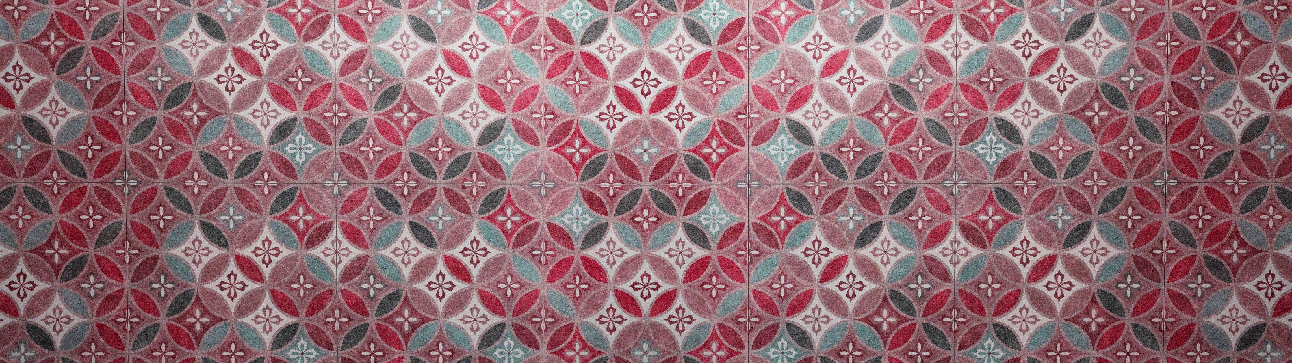 WC-Rückwand-Orientalisches Retro-Muster Fliesenoptik Rot