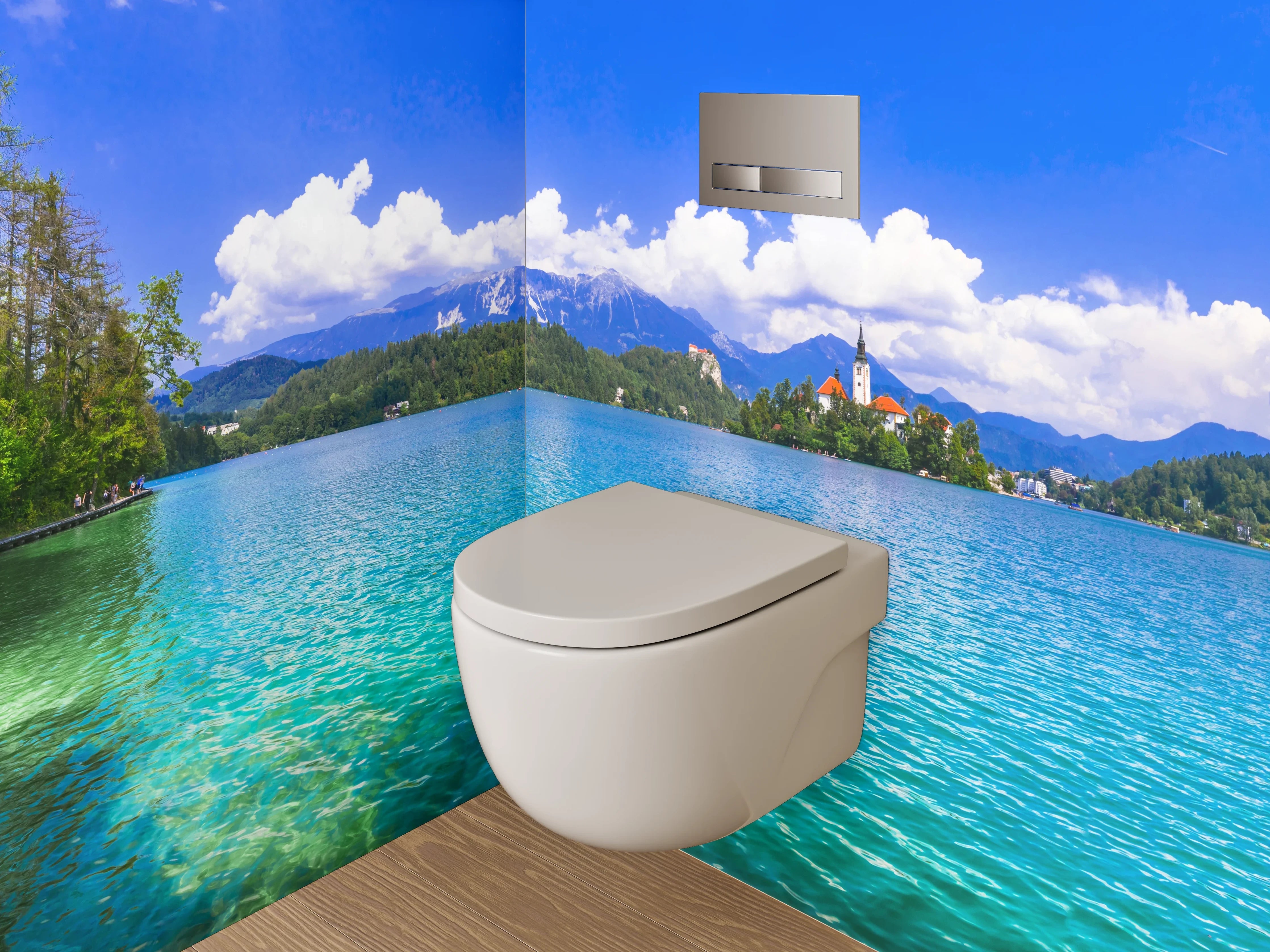 WC-Rückwand - Panoramablick auf türkisblauen Bergsee