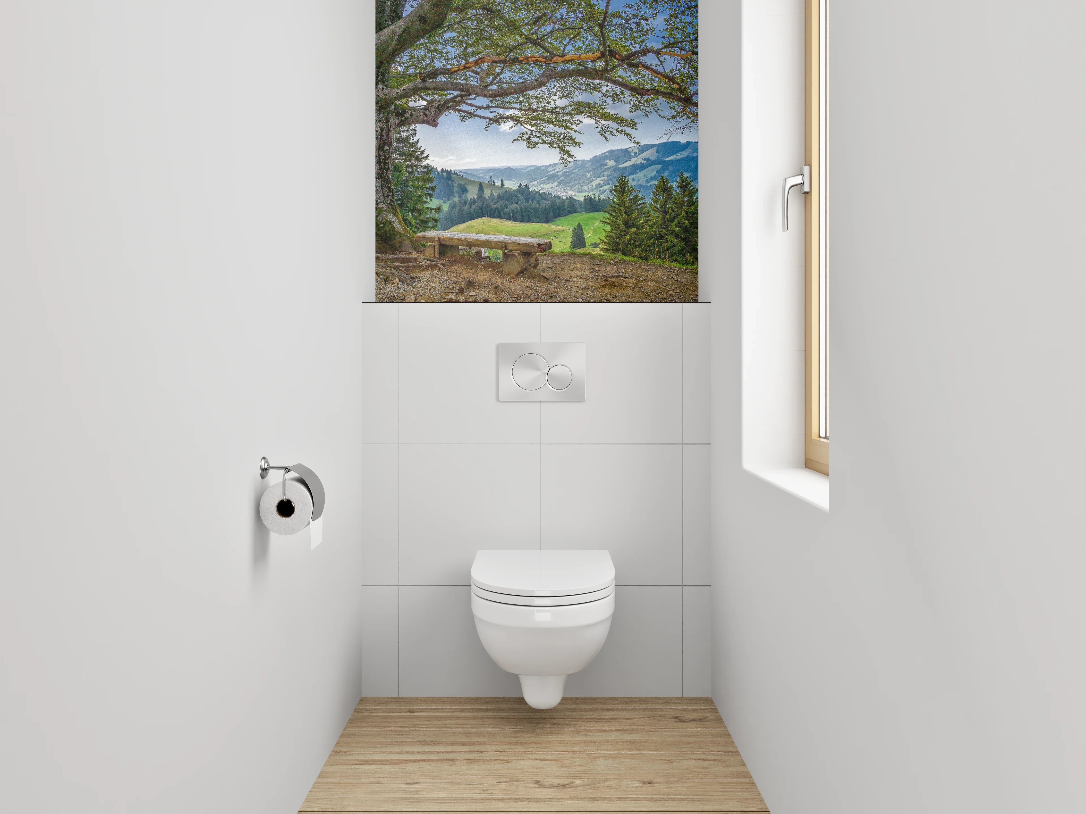 WC-Rückwand - Panoramablick: Natürliche Ruhe am Waldrand