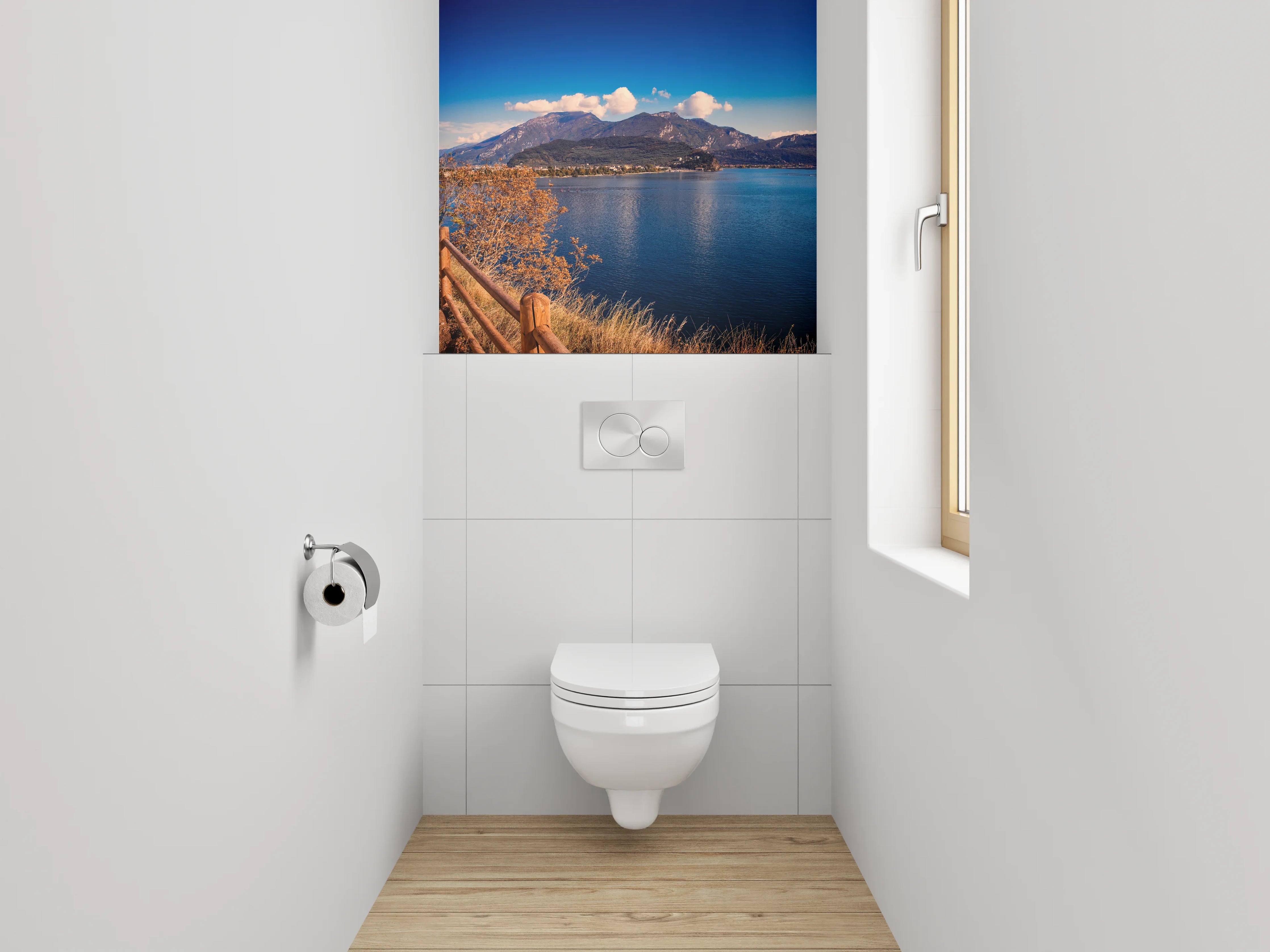WC-Rückwand - Panoramaweg am See mit Bergen