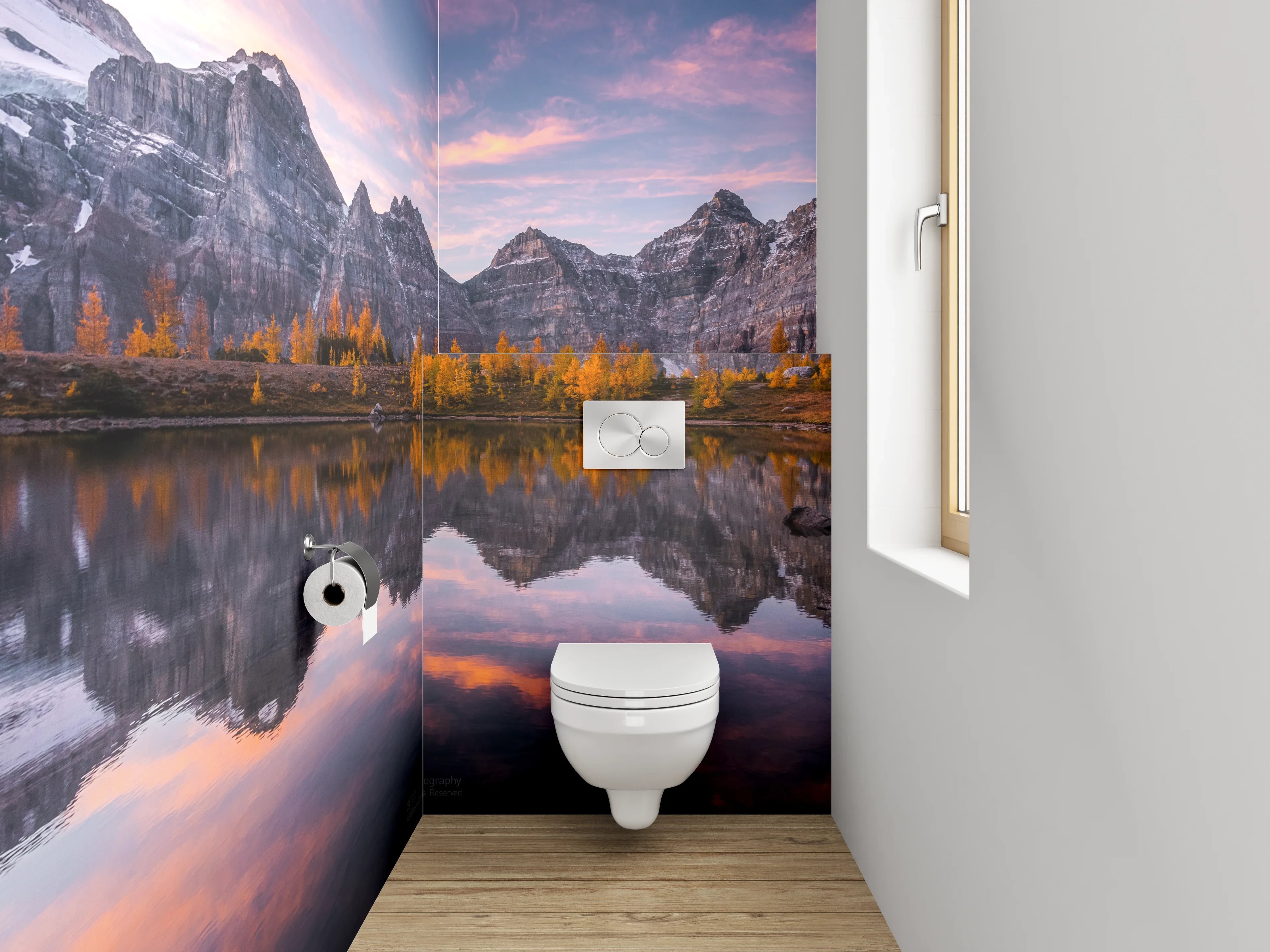 WC-Rückwand - Spiegelung am Gebirgssee Sonnenuntergang