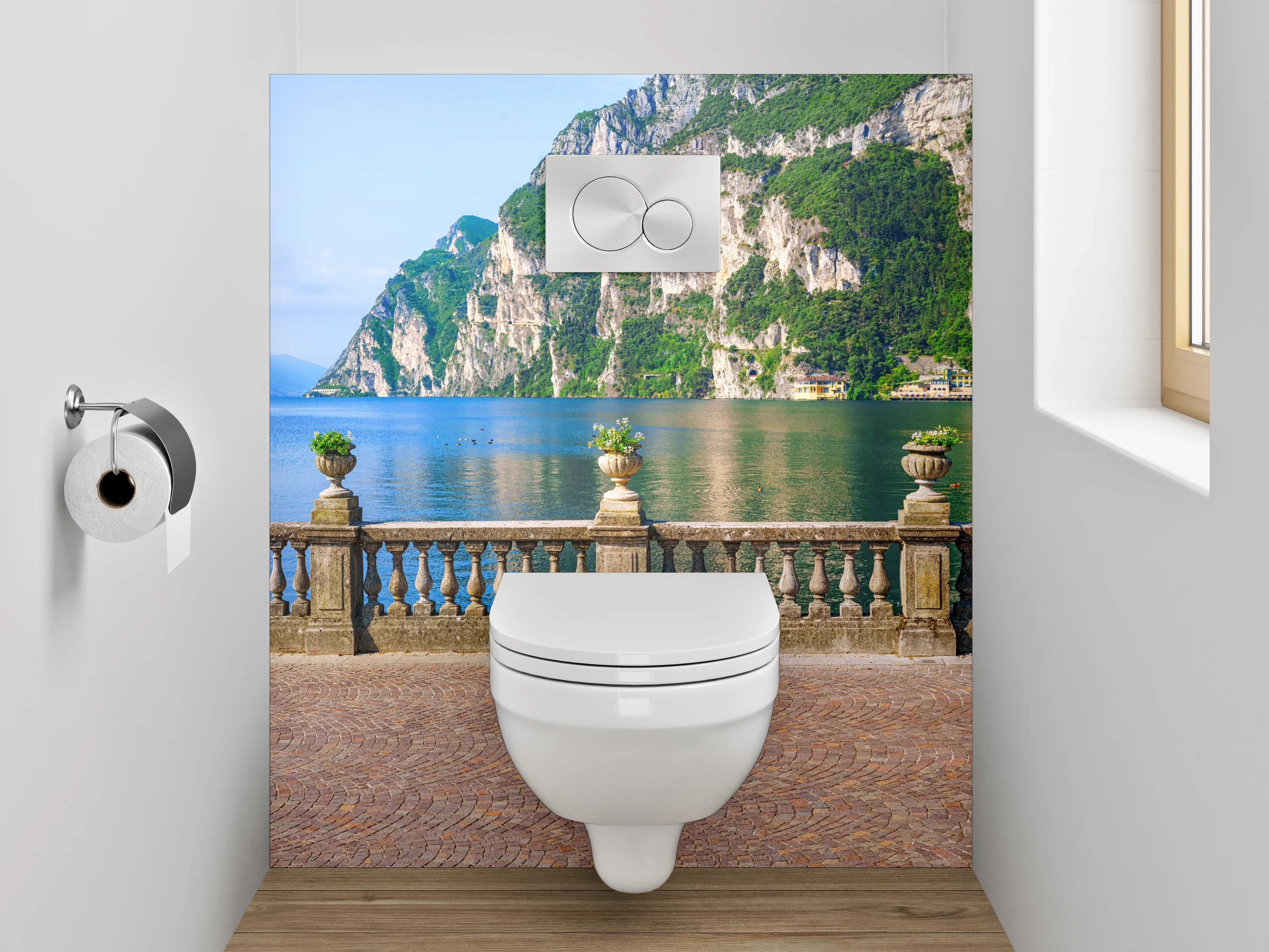 WC-Rückwand - Traumhafter Seeblick mit Bergkulisse
