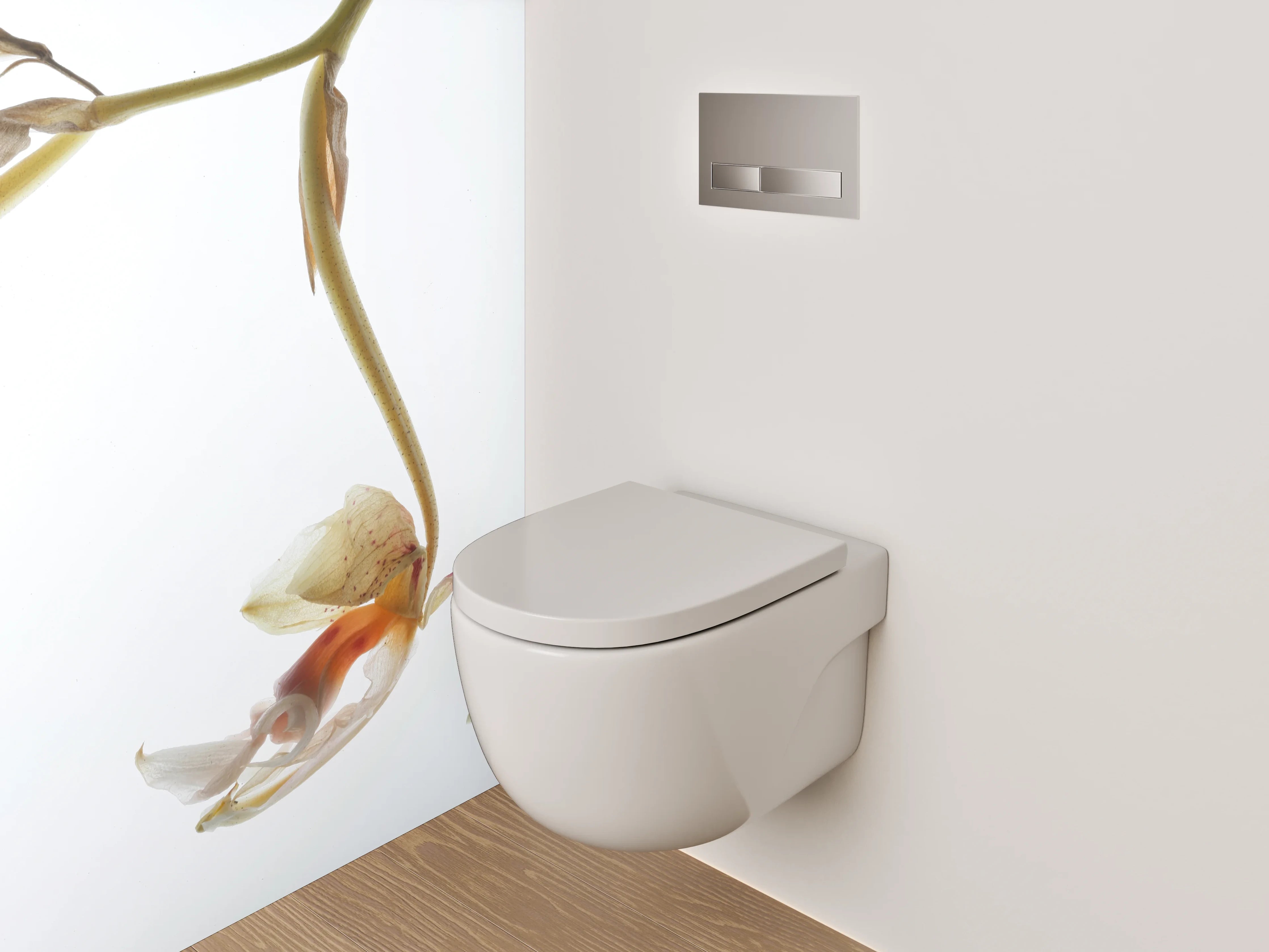 WC-Rückwand - Zarte Blütenkunst auf weißem Grund