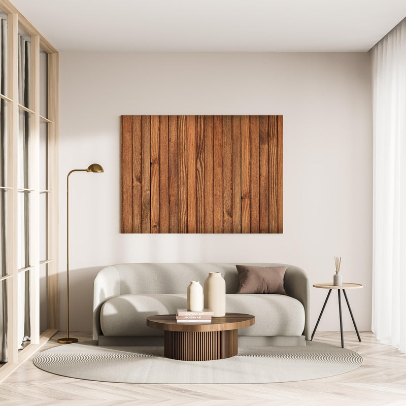 Wandbild - Gestreifte natürliche Holzbretter in minimalistisch eingerichtetem cremefarbenen Wohnzimmer