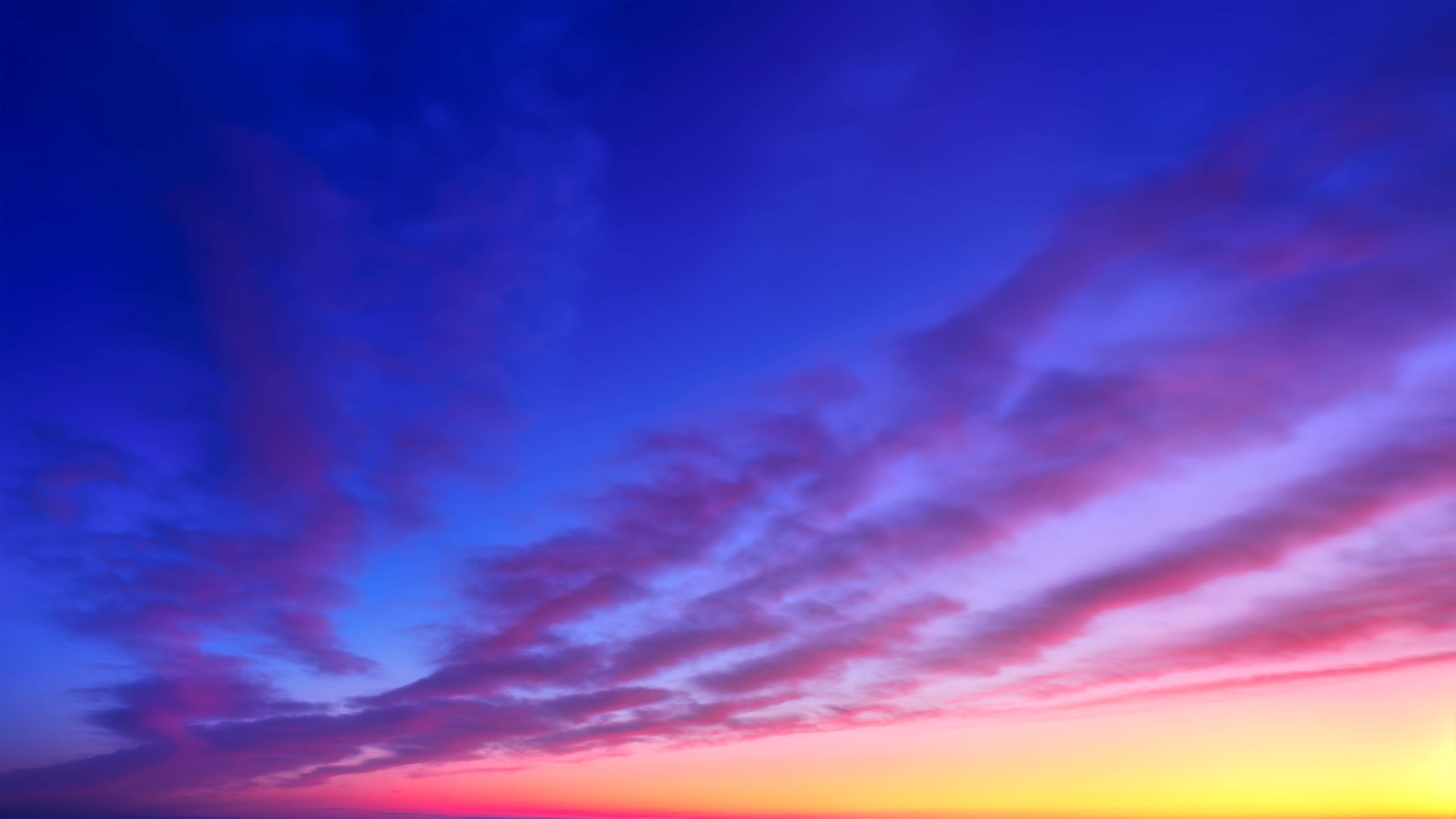Wandverkleidung Bad-Abendhimmel mit buntem Wolkenmeer