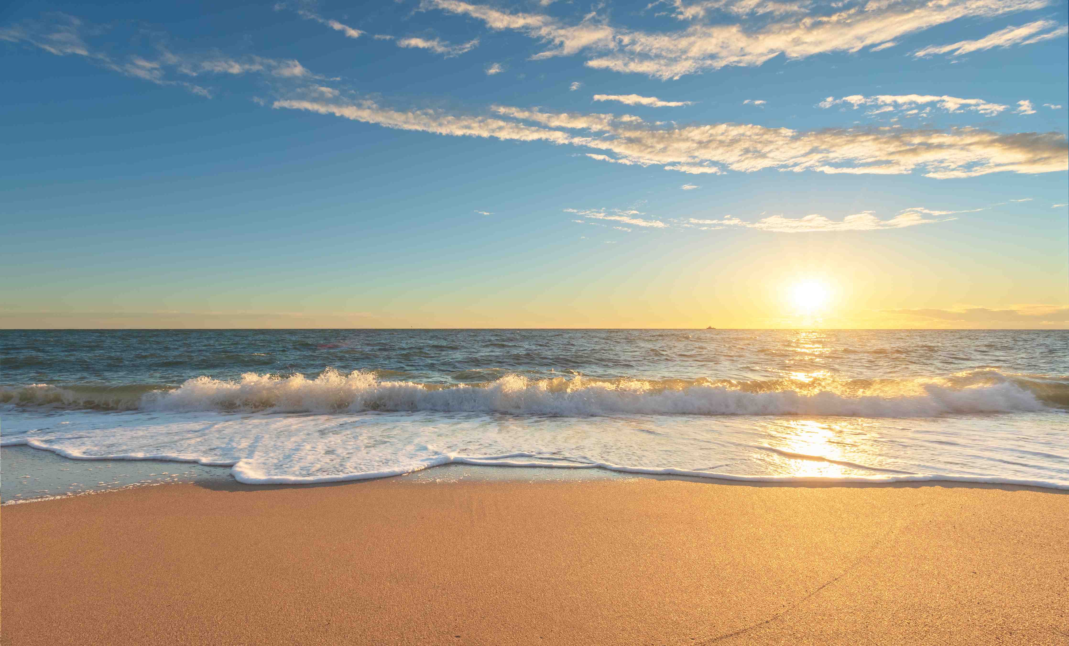 Wandverkleidung Bad-Abendlicht am grauen Strand