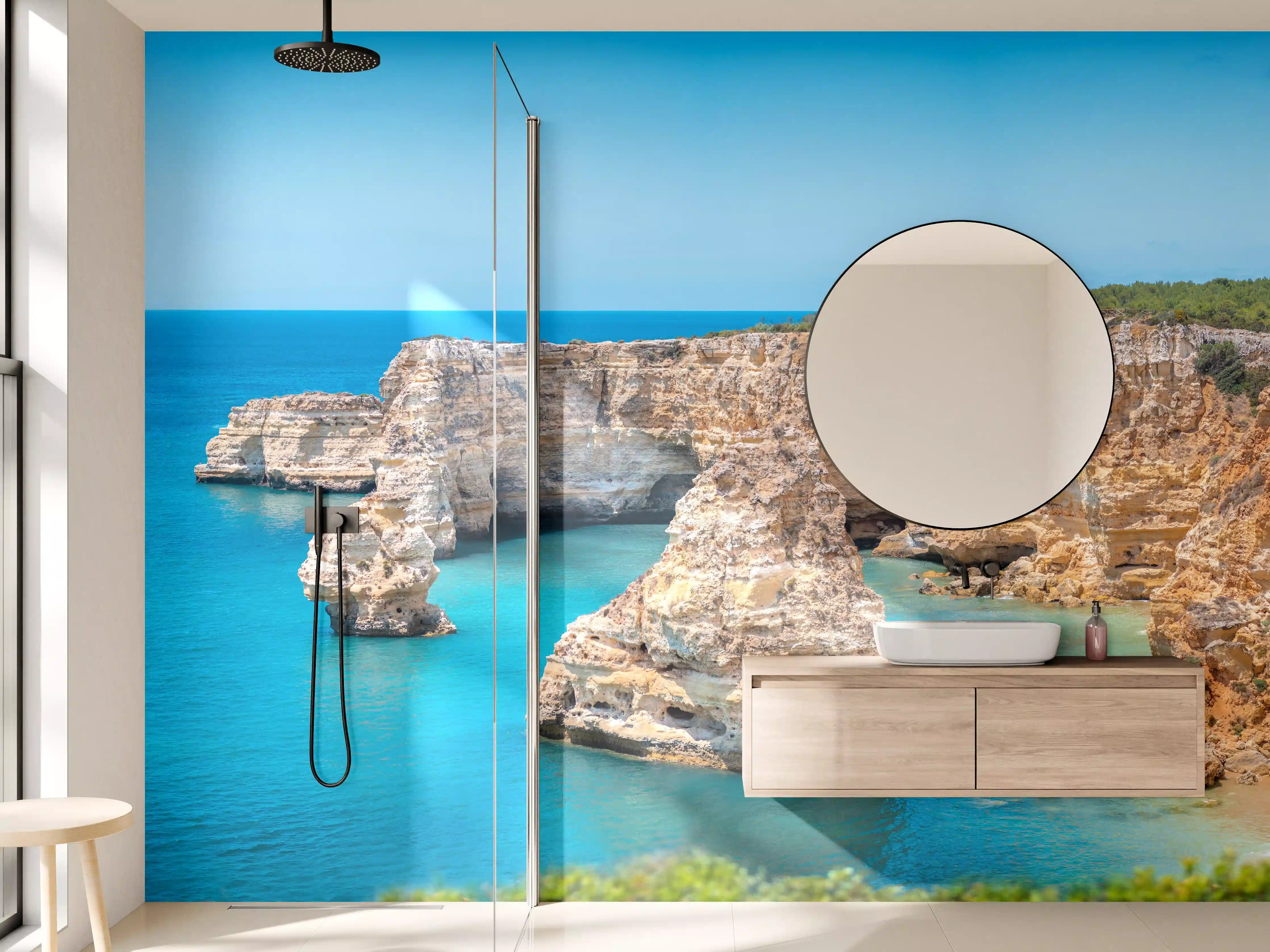 Wandverkleidung Bad - Algarve-Klippen am türkisblauen Meer