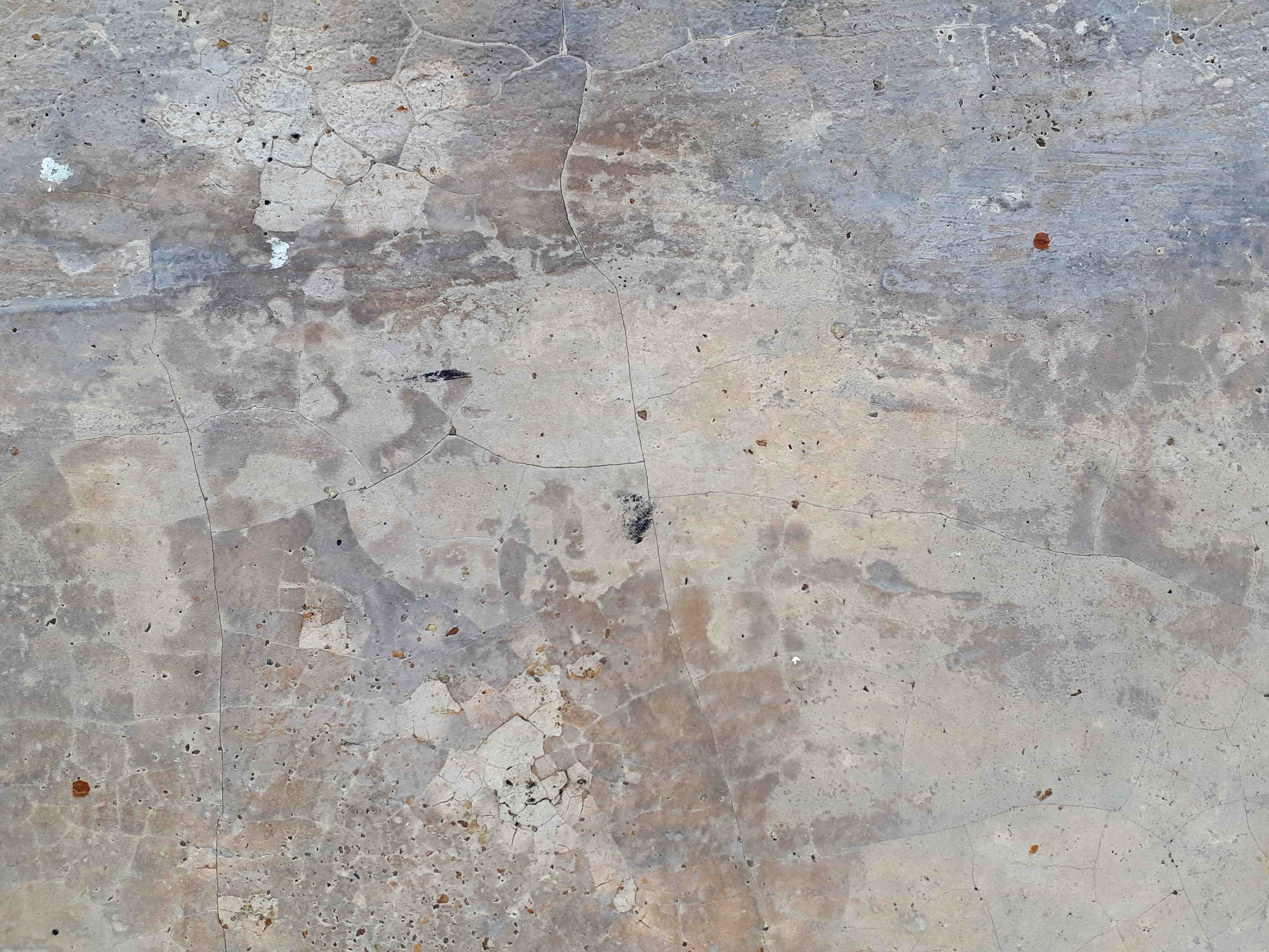 Wandverkleidung Bad-Antike Betonwand mit rauer Textur in Grau