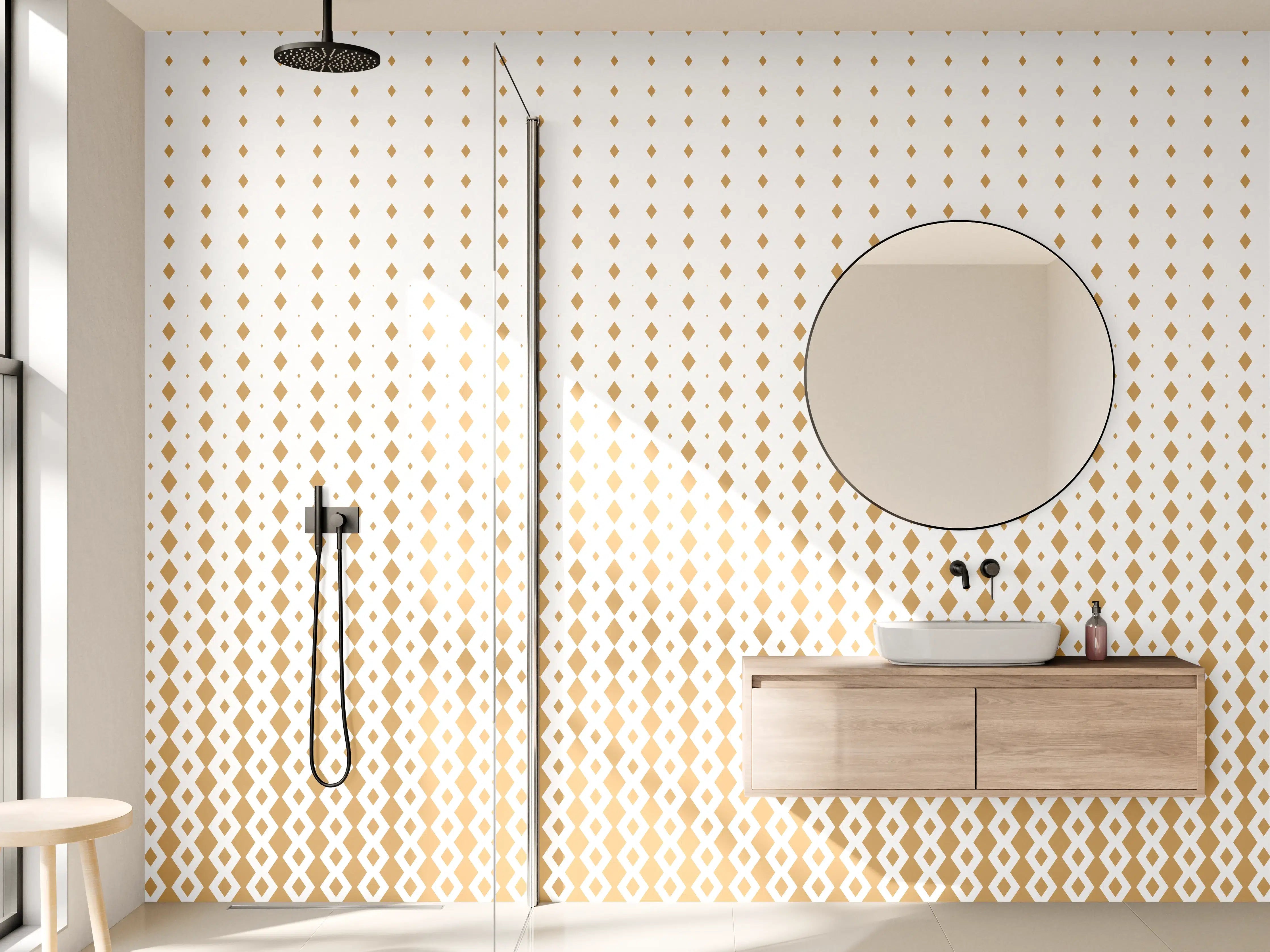 Wandverkleidung Bad - Beige-weiße Strukturtapete mit dezentem Punktmuster