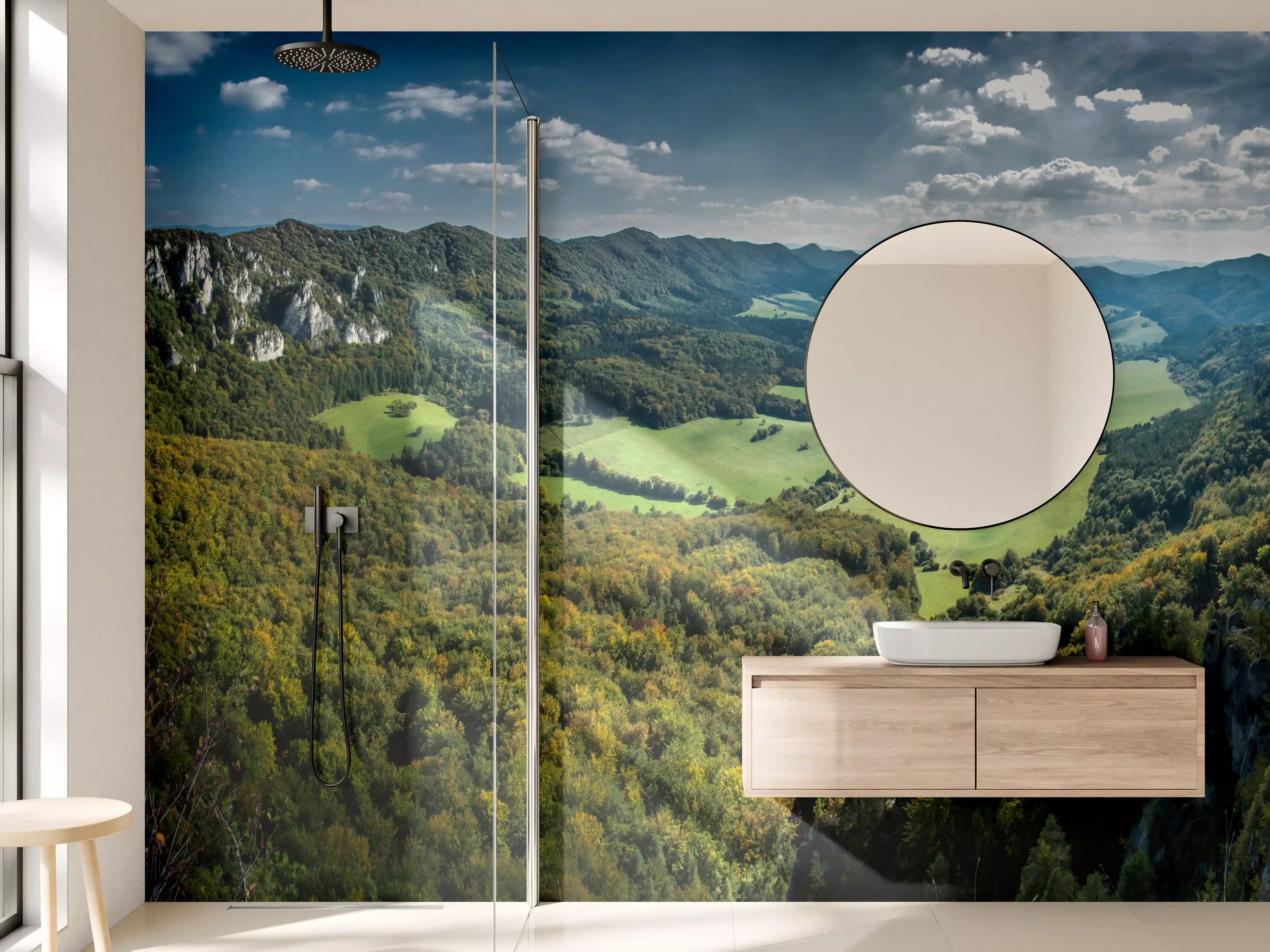 Wandverkleidung Bad - Bergpanorama mit grünen Tälern