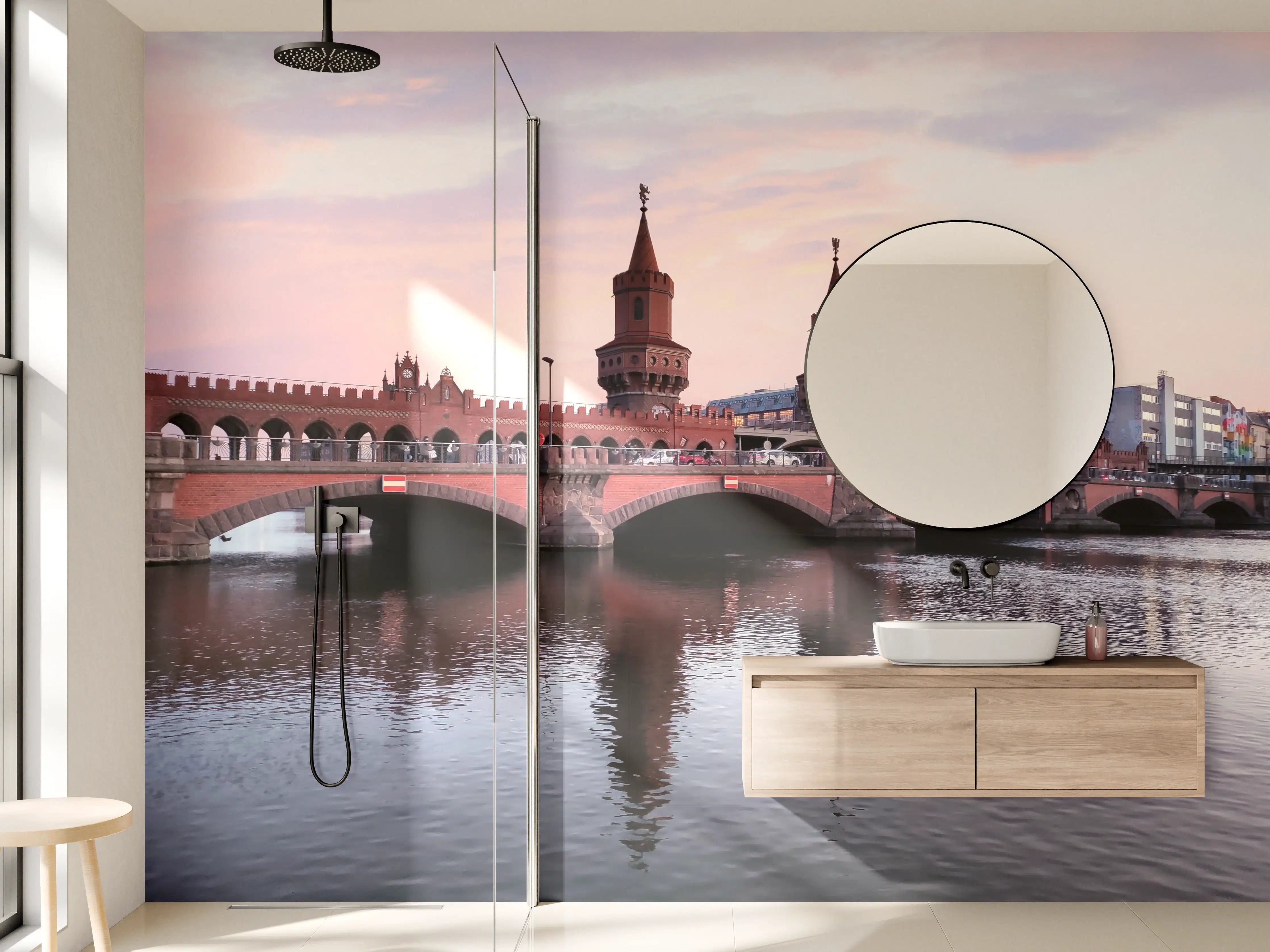 Wandverkleidung Bad - Berliner Brücke bei Tag