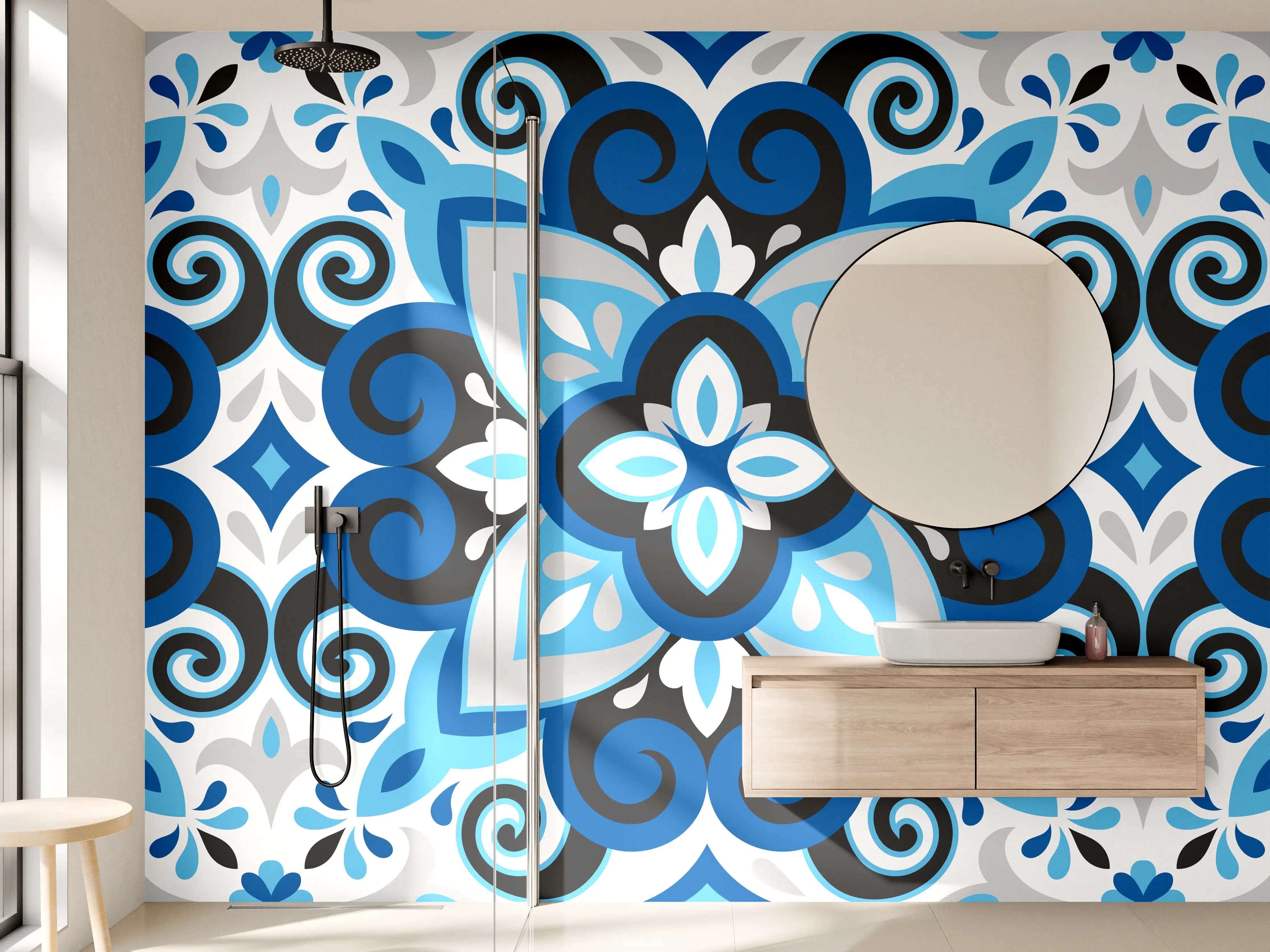 Wandverkleidung Bad - Blau-weißes Musterdesign mit subtilen Grautönen