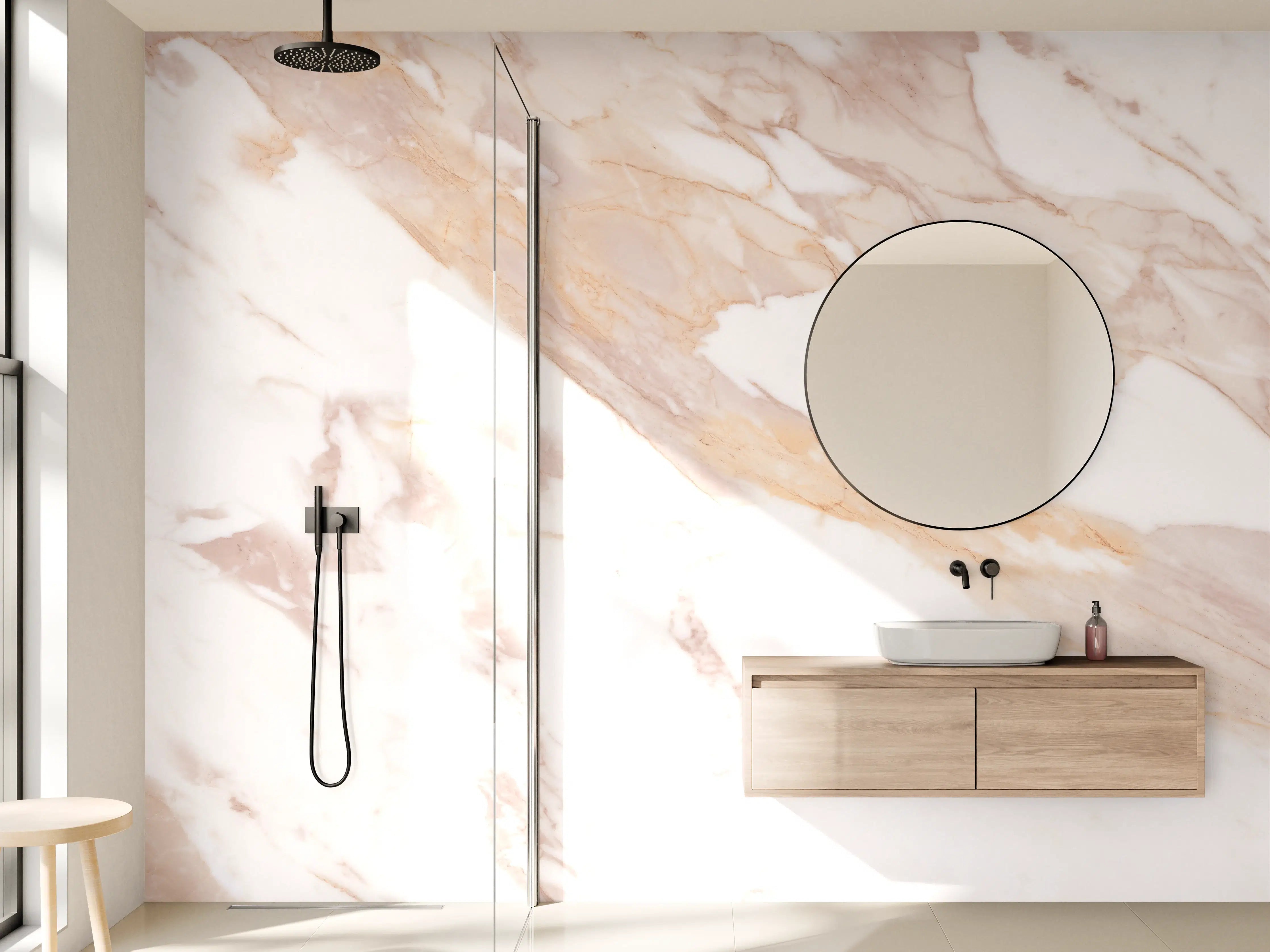 Wandverkleidung Bad - Braun-beiger Marmor