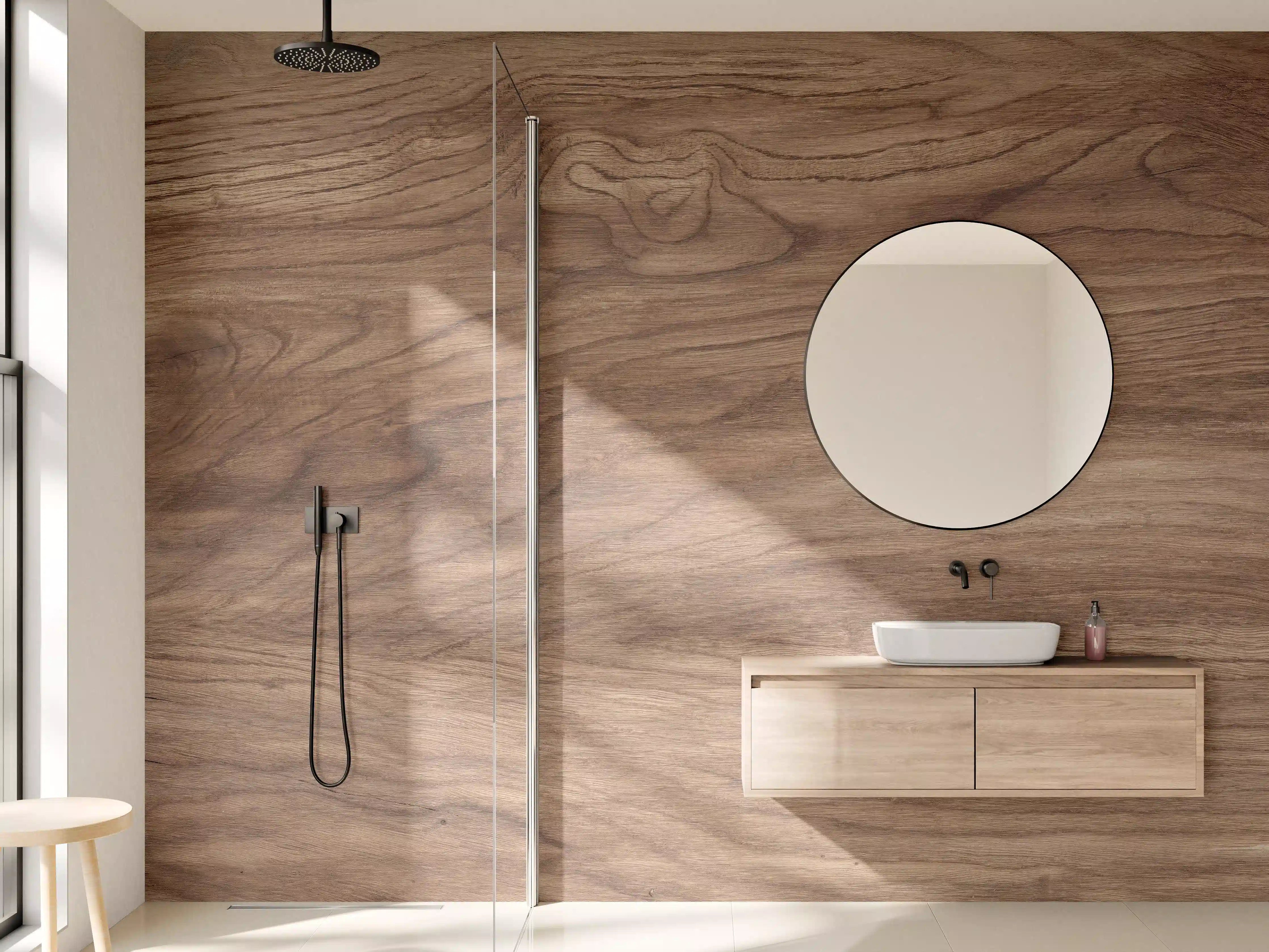 Wandverkleidung Bad - Braune Holz Textur mit Muster