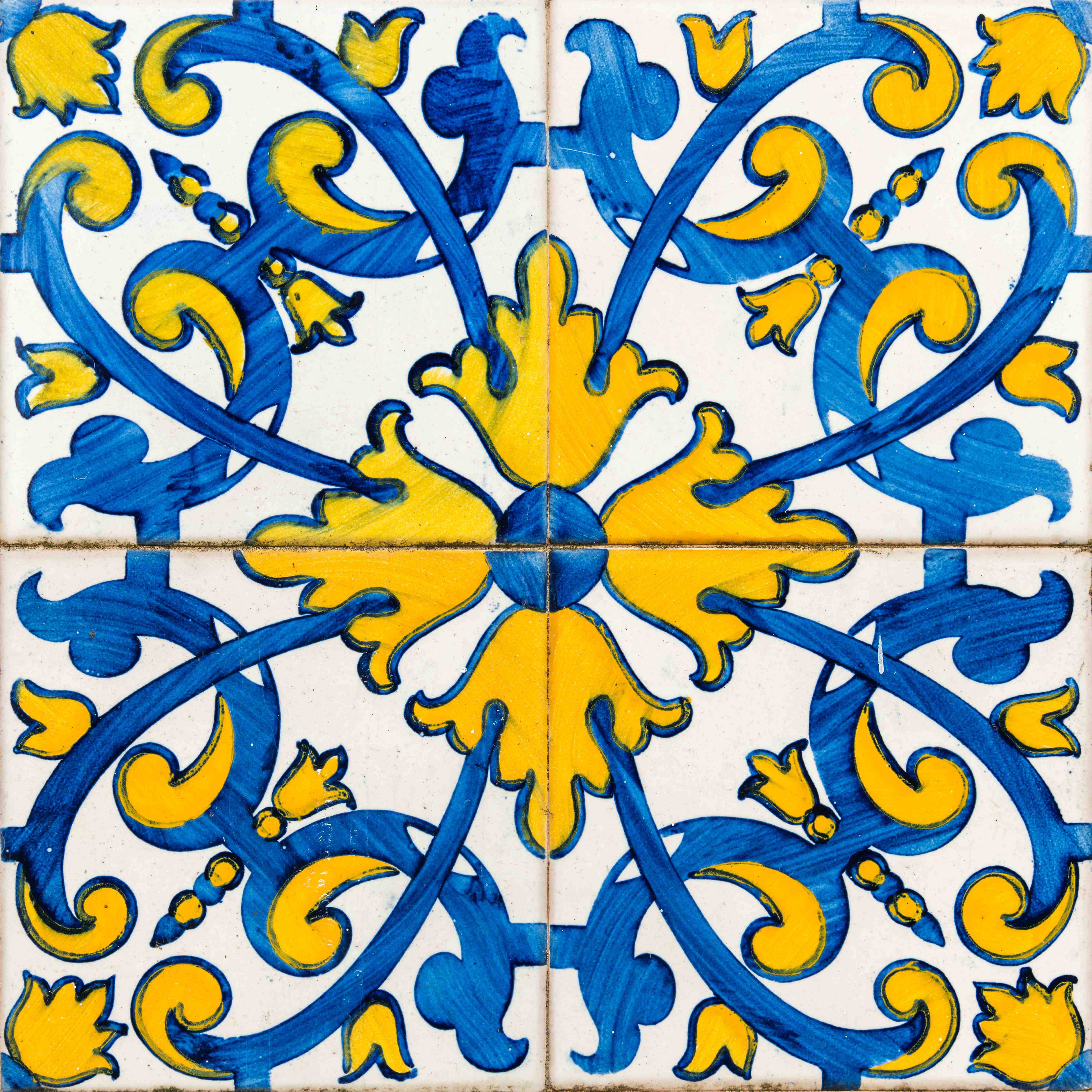 Wandverkleidung Bad-Bunte Fliesen mit traditionellem Muster