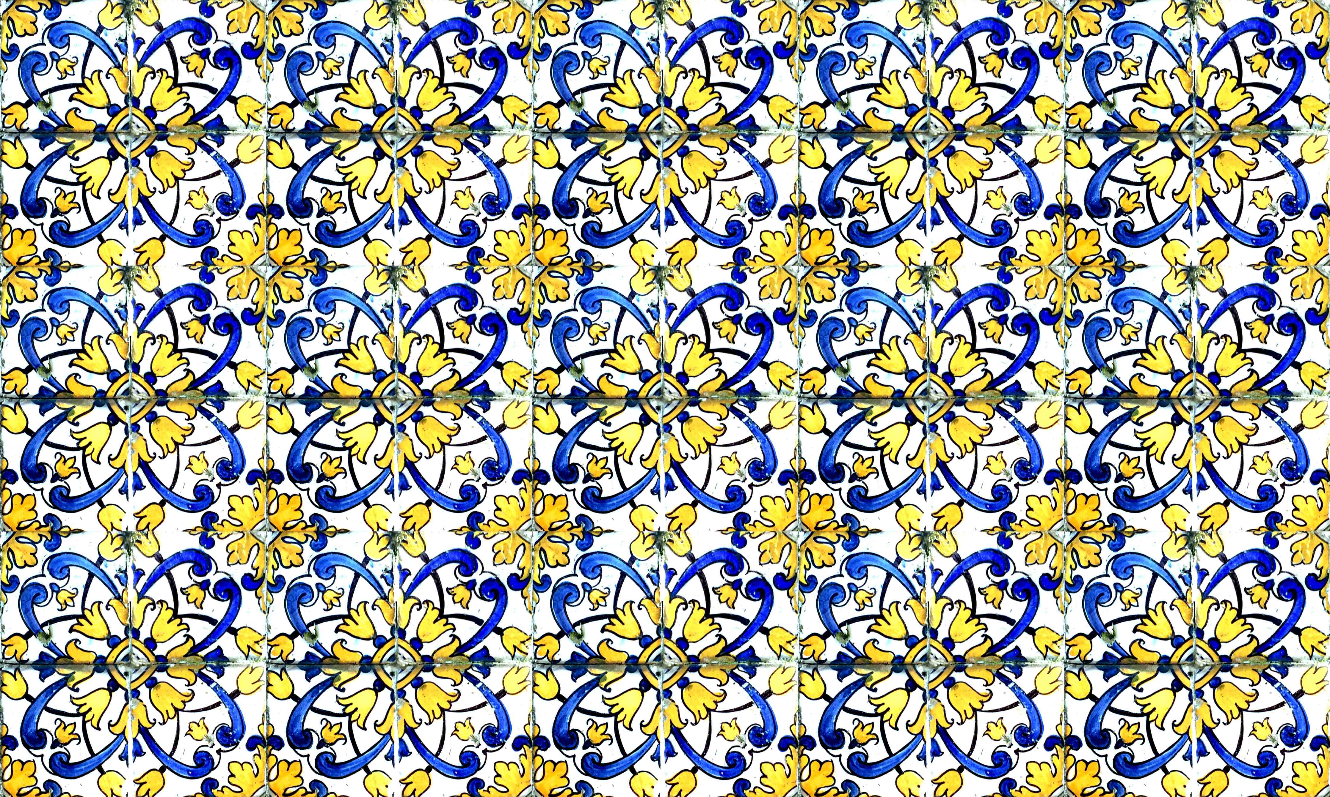 Wandverkleidung Bad-Bunte Fliesenmuster mit Blau und Gelb