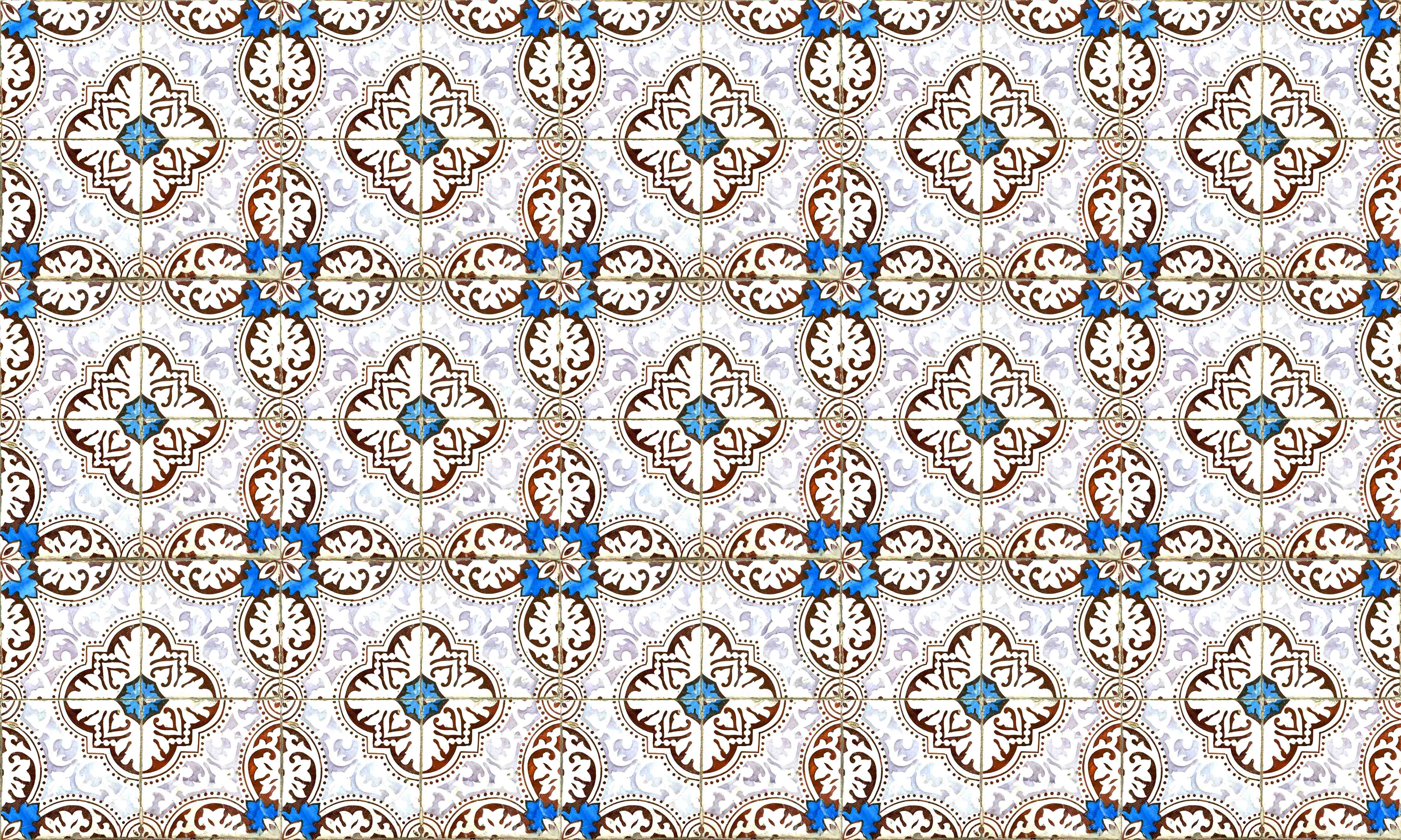 Wandverkleidung Bad-Bunte Fliesenmuster mit Blumenmotiven