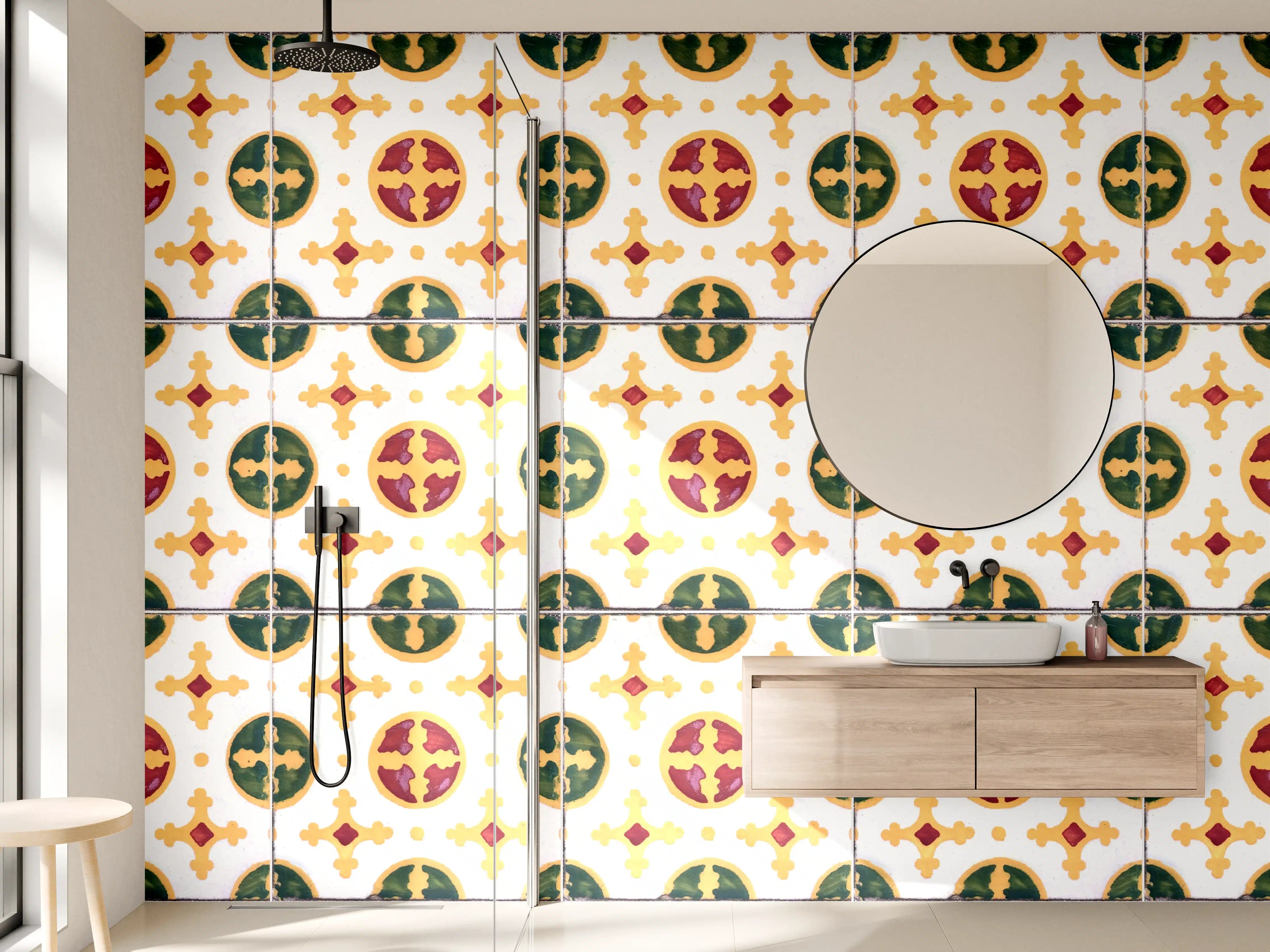 Wandverkleidung Bad - Bunte Kacheln mit geometrischem Muster