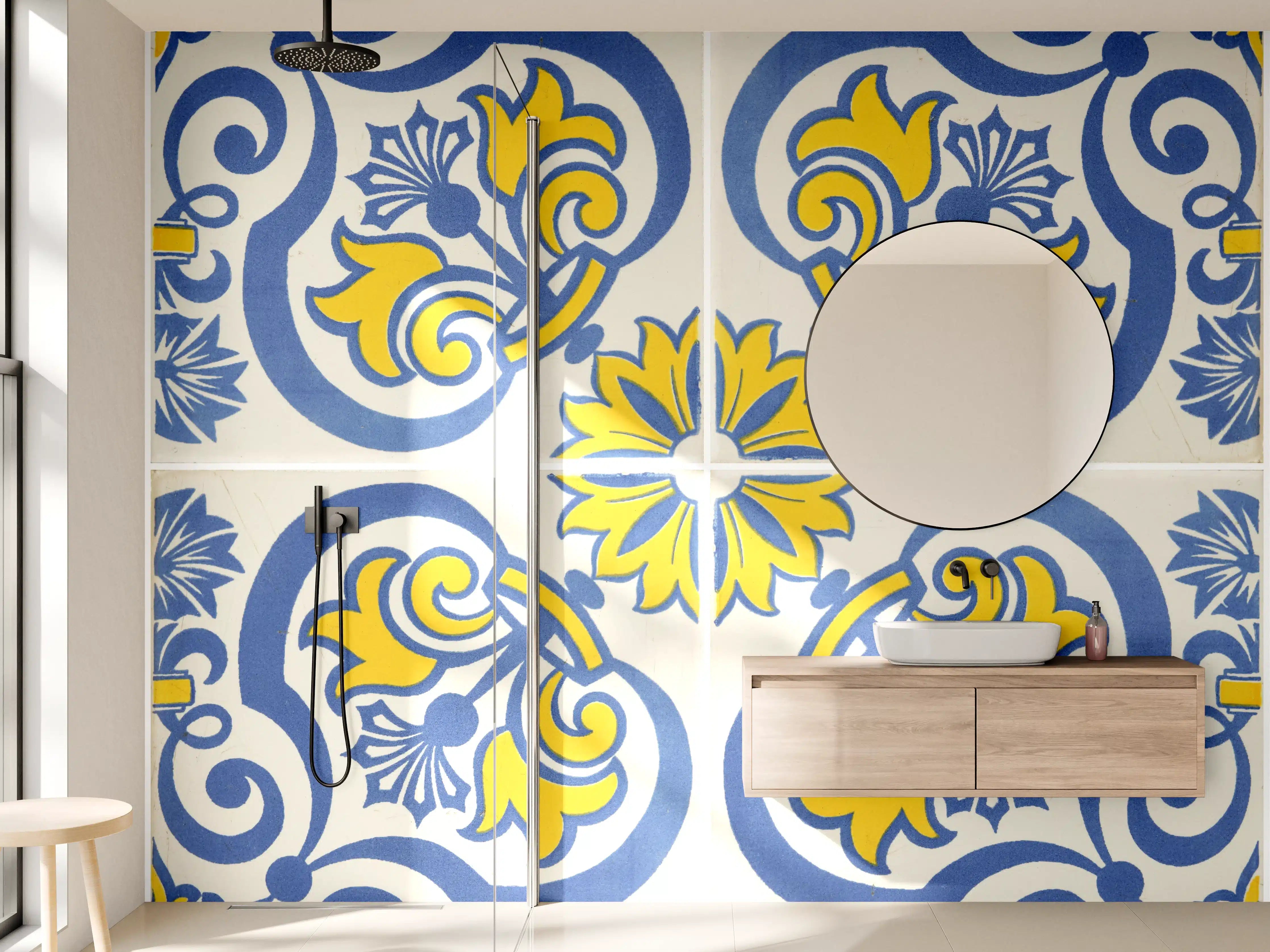 Wandverkleidung Bad - Bunte Ornamentfliesen in Blau und Gelb