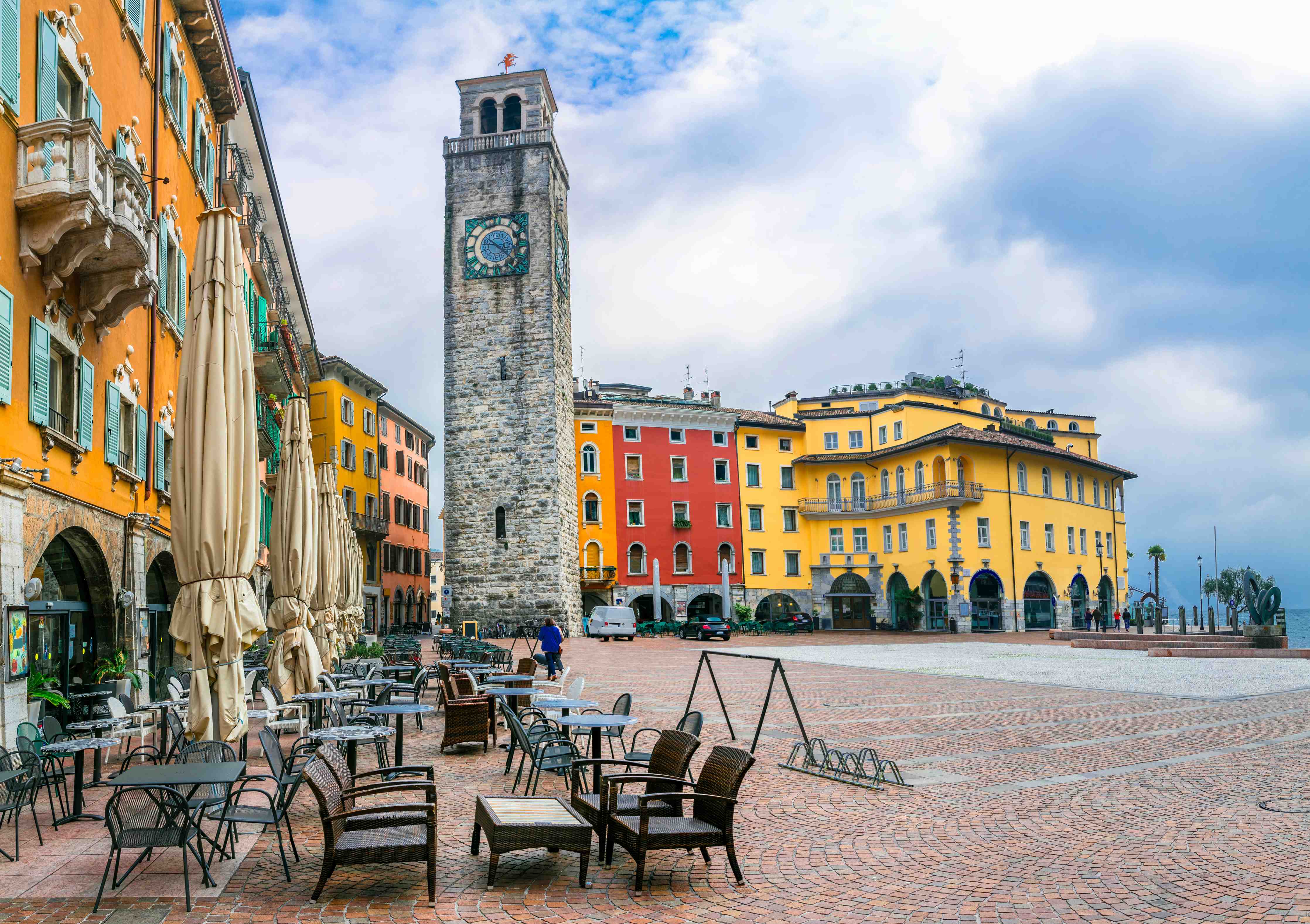 Wandverkleidung Bad-Charmante Stadt am Gardasee - Riva del Garda