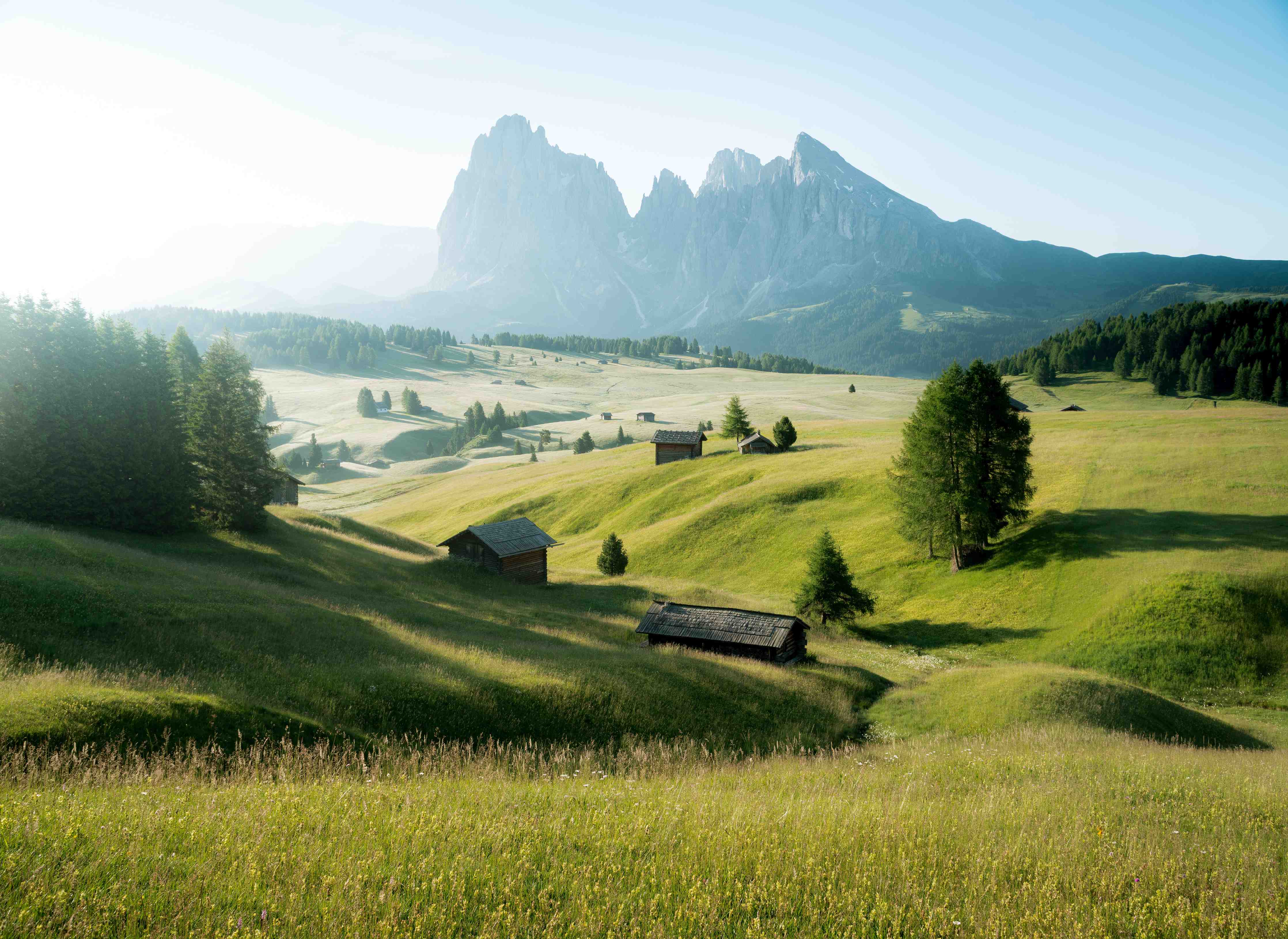 Wandverkleidung Bad-Dolomiten Berglandschaft auf der Seiser Alm