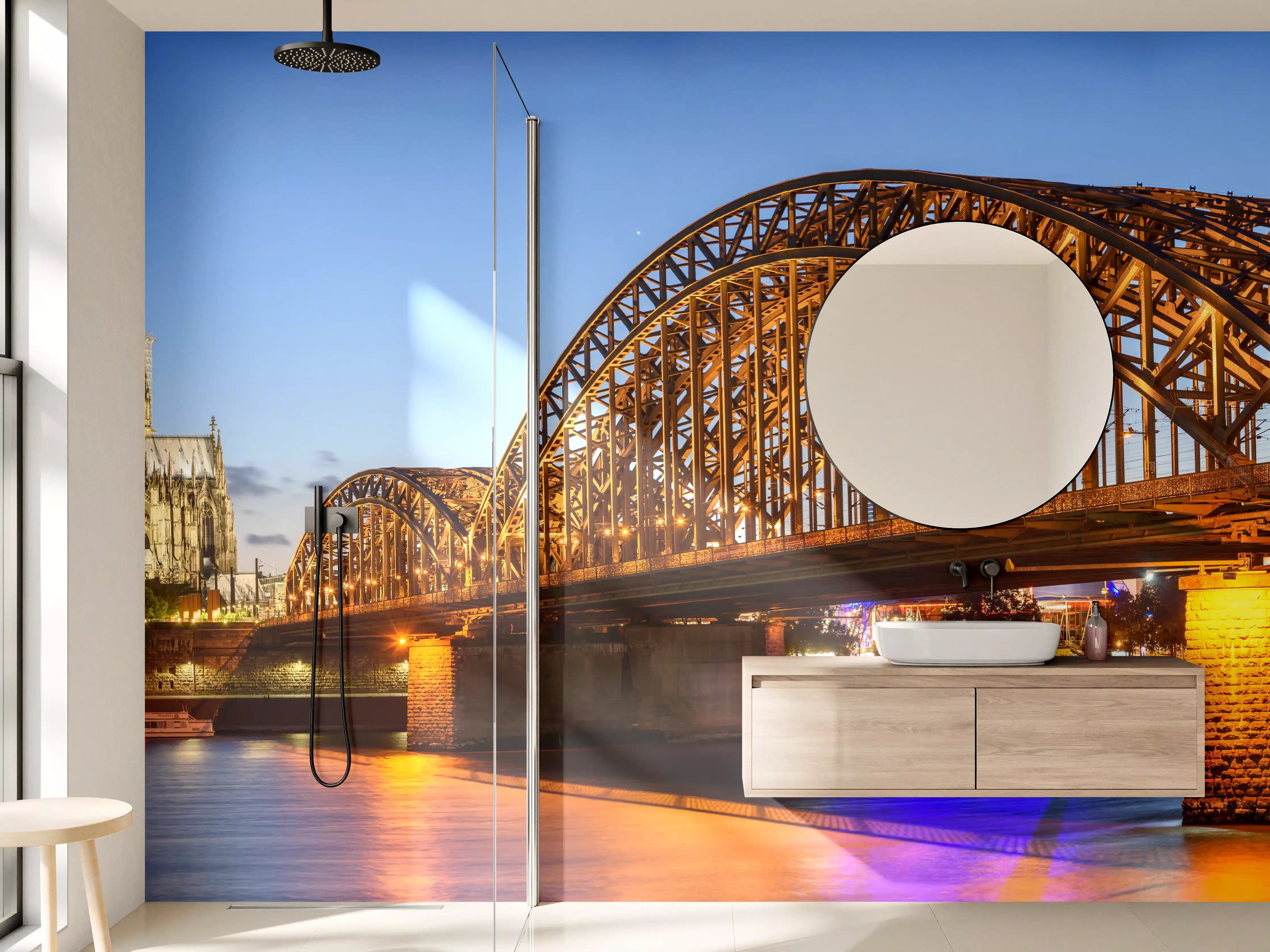 Wandverkleidung Bad - Dombrücke in Köln - Deutschland
