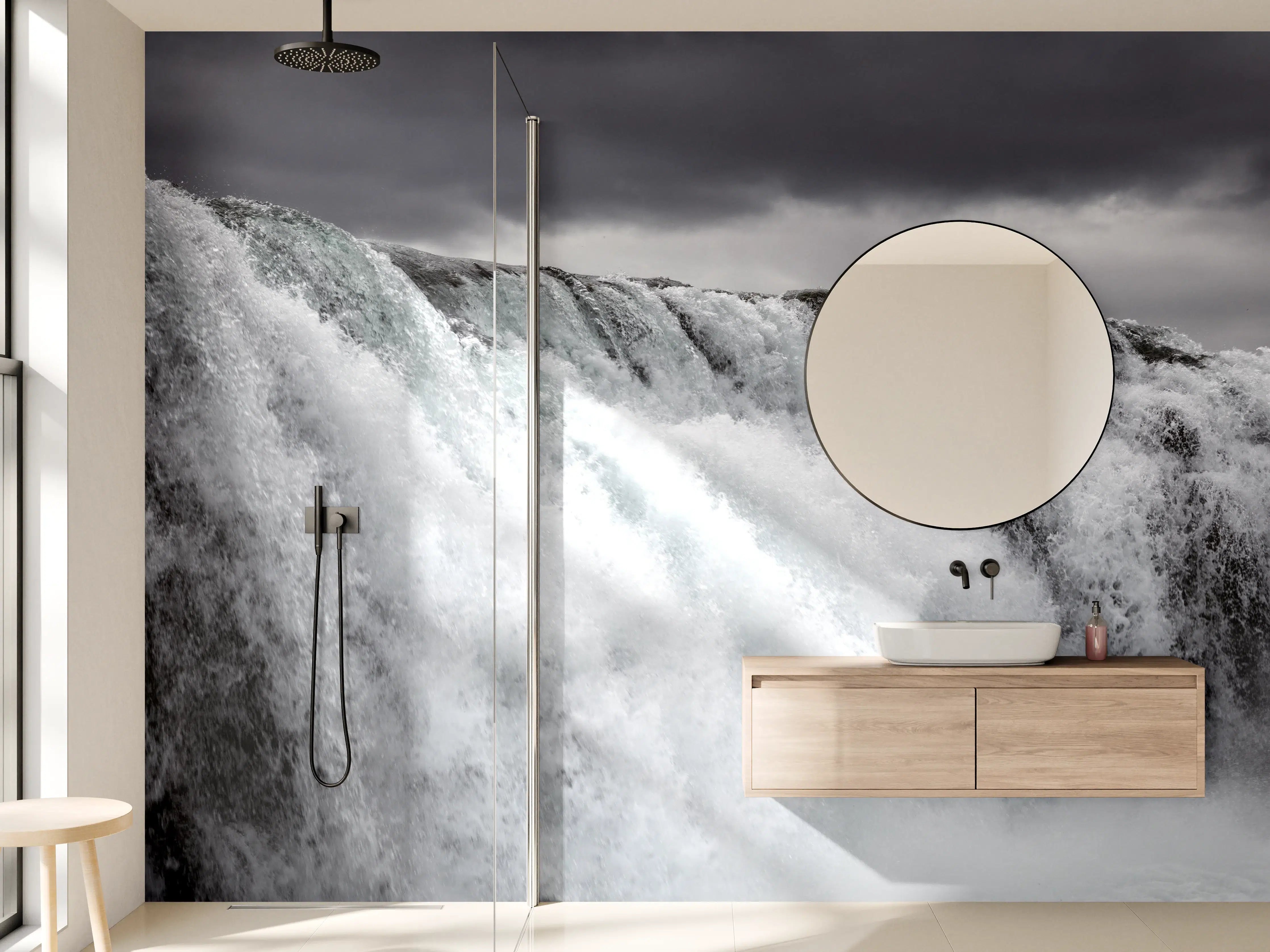 Wandverkleidung Bad - Dunkler Wasserfall