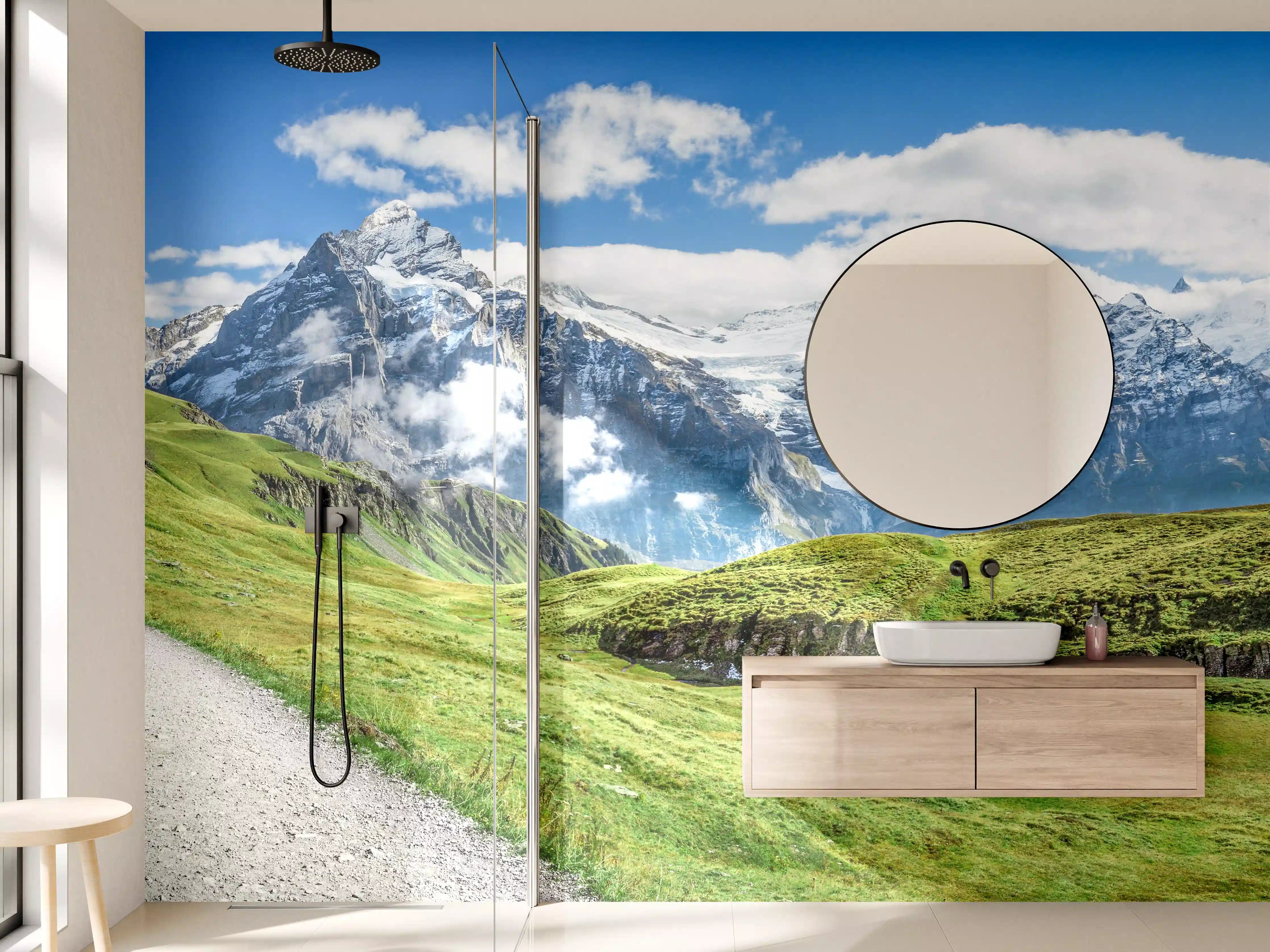 Wandverkleidung Bad - Friedlicher Wanderweg in den Alpen