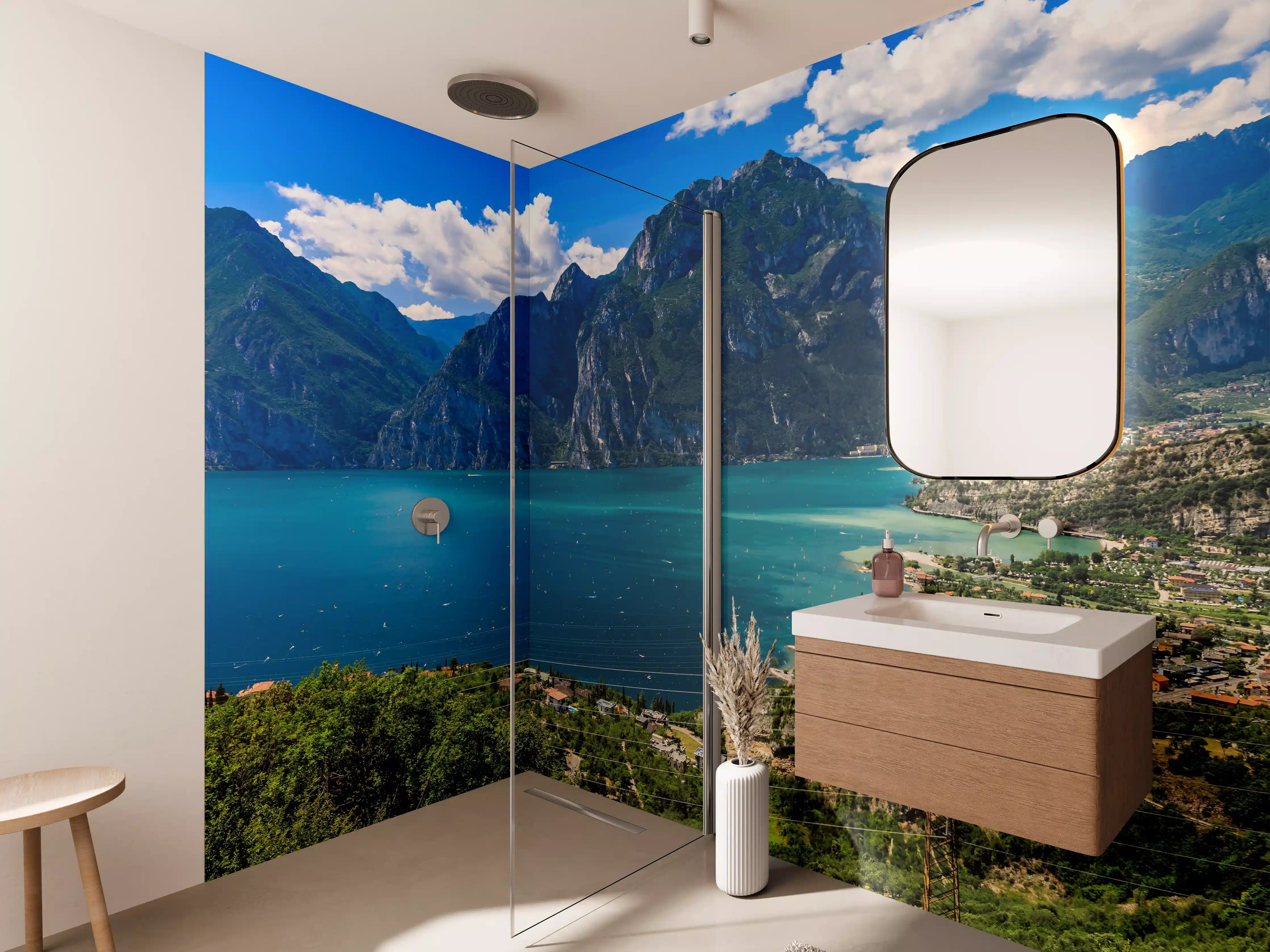 Wandverkleidung Bad - Gardasee Panorama in Blau und Grün