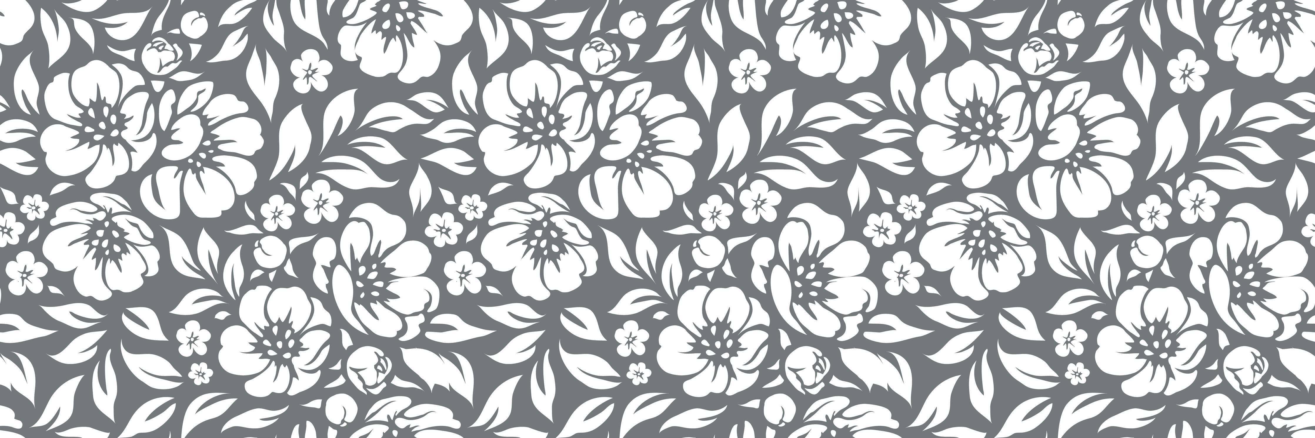 Wandverkleidung Bad-Graue Blüten im Schwarz-Weiß-Design