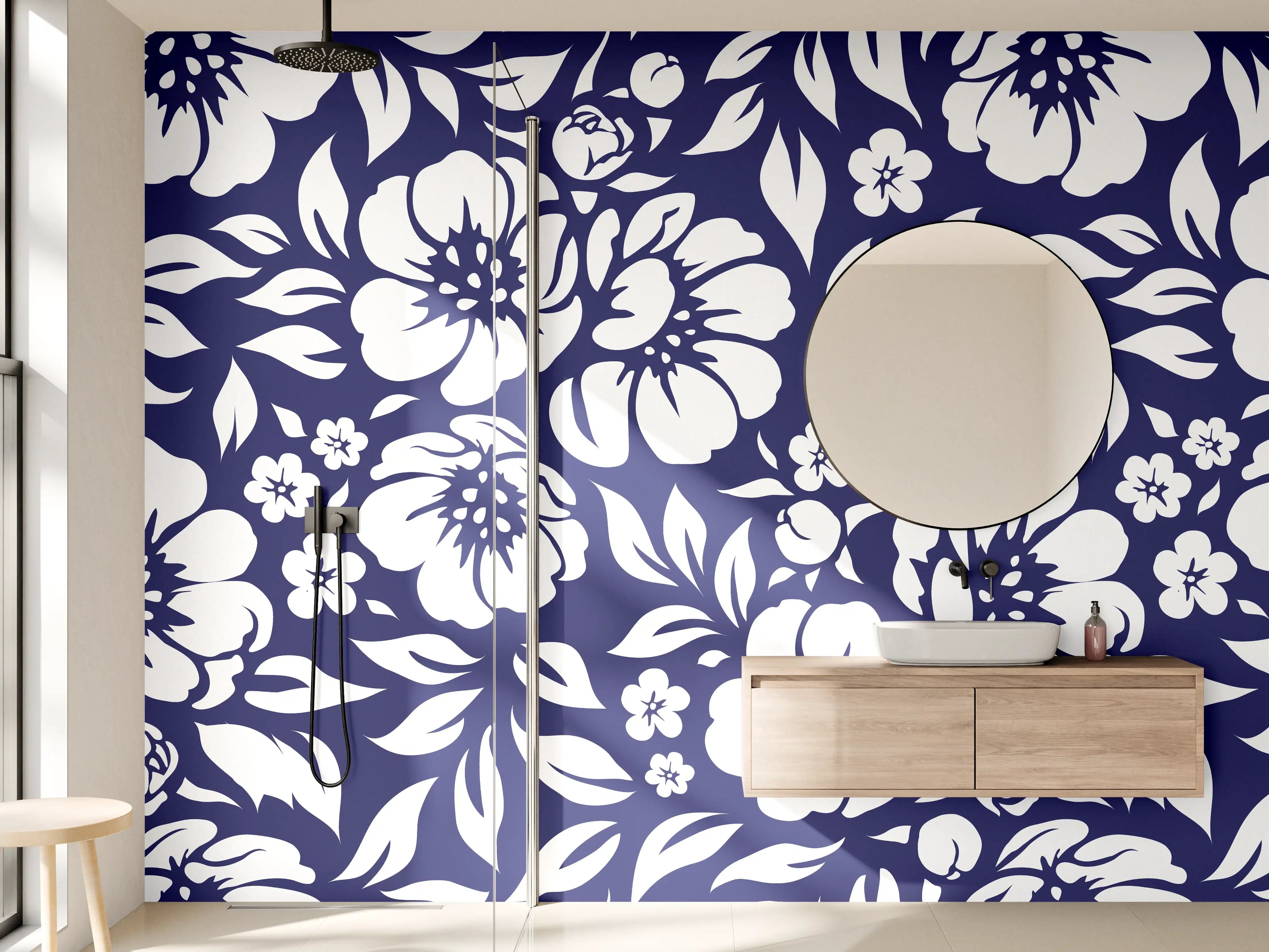 Wandverkleidung Bad - Graue Blumenmuster in Dunkelblau