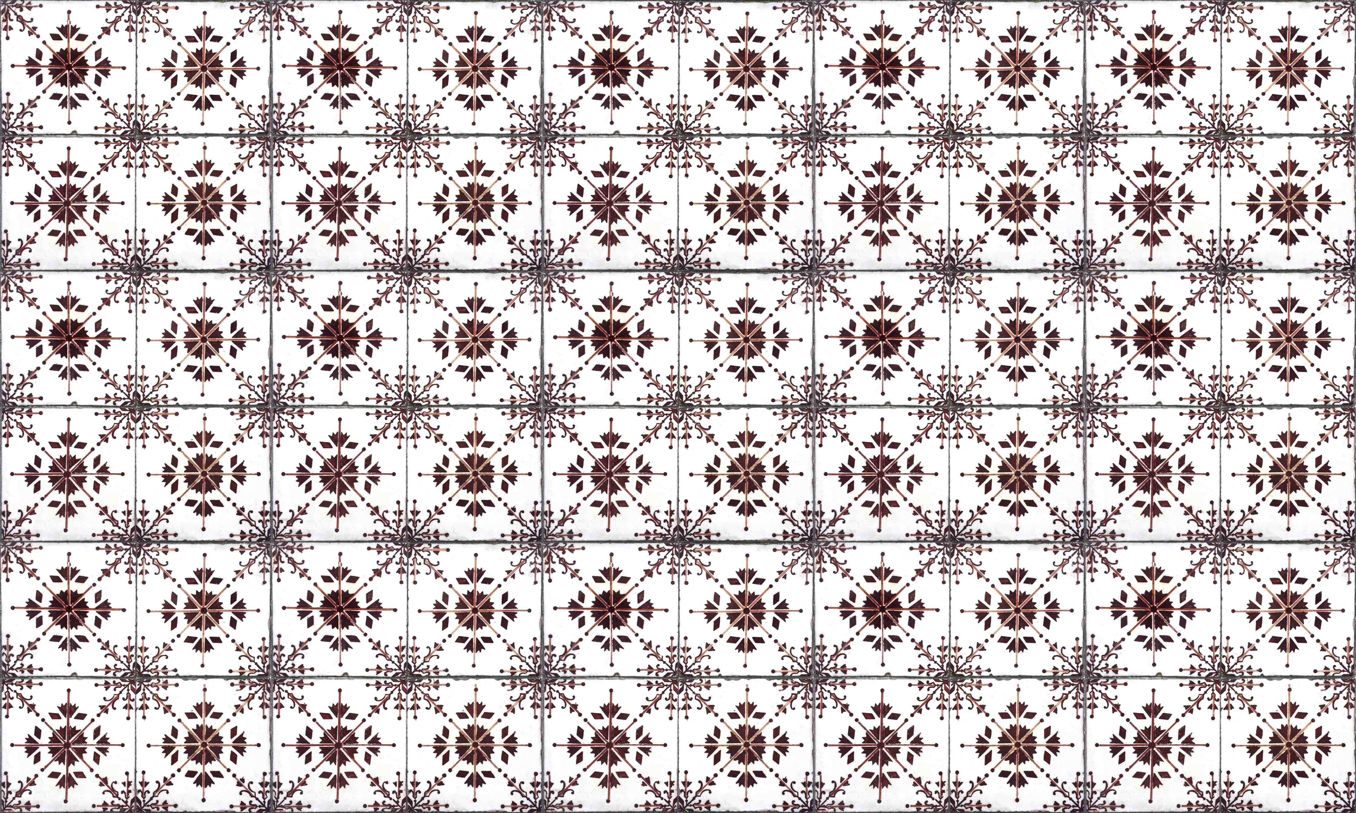 Wandverkleidung Bad-Graue Mosaikfliesen mit Blumenmuster