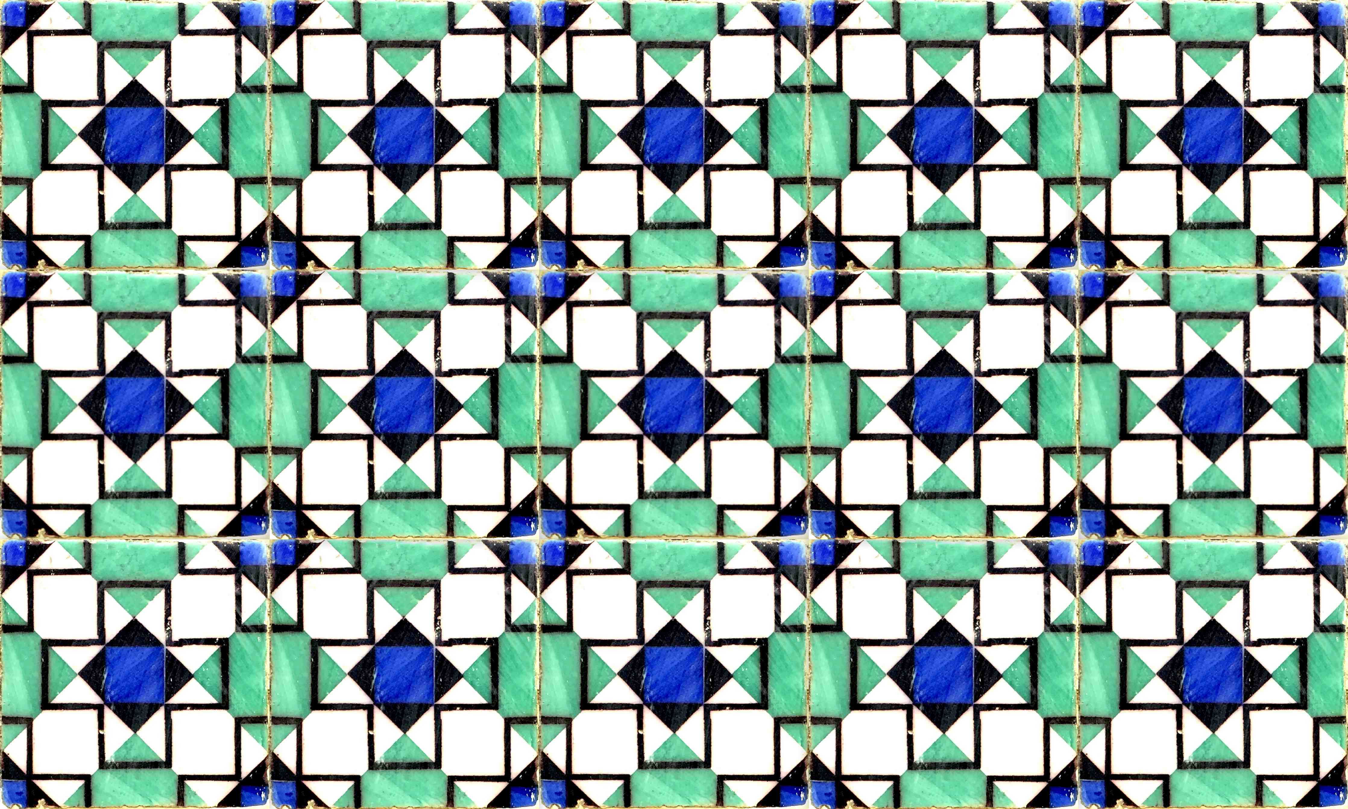 Wandverkleidung Bad-Graue Weißmotive: Geometrische Fliesenkunst
