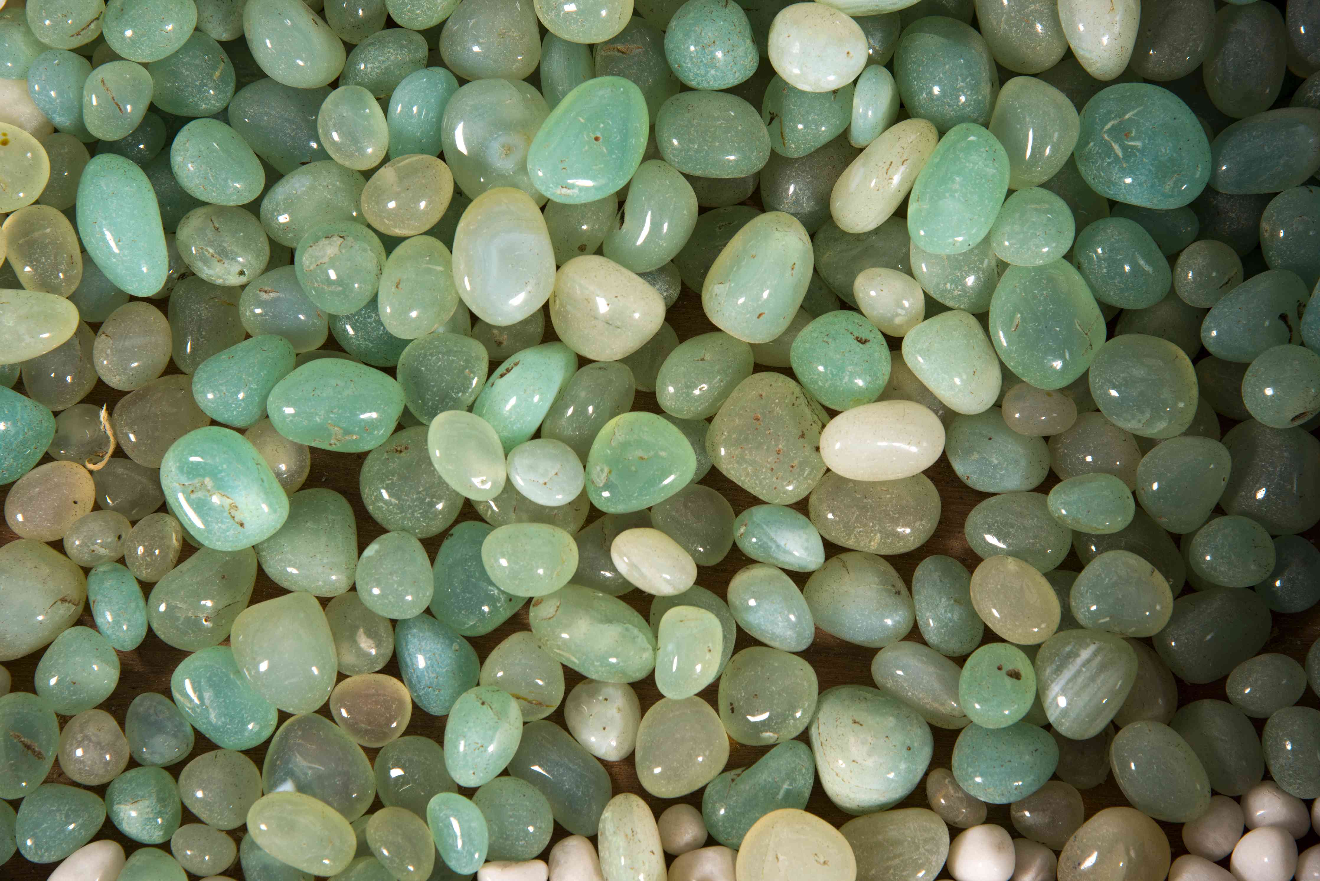 Wandverkleidung Bad-Grüne Jade Steine