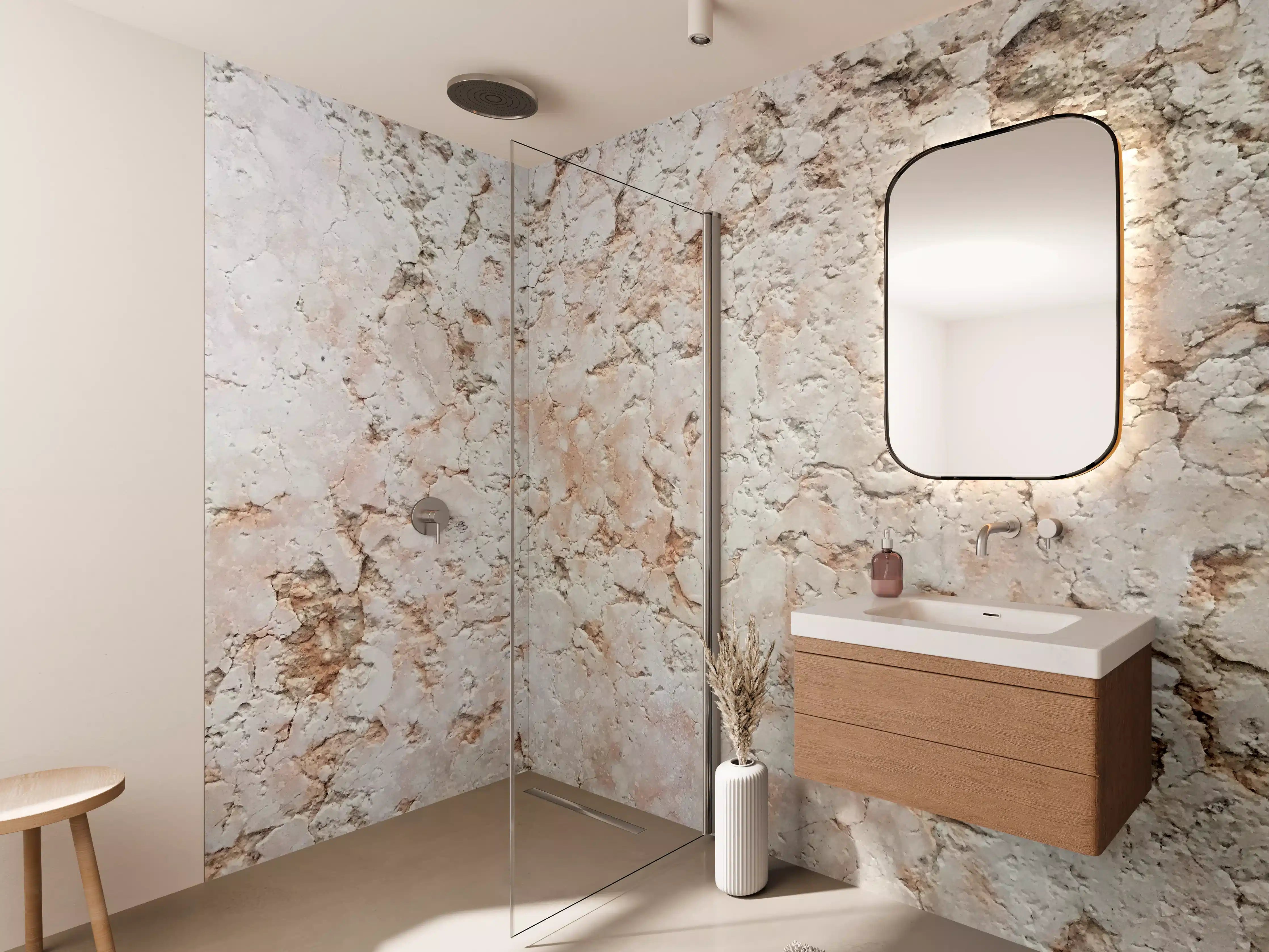 Wandverkleidung Bad - Helle Putzstruktur mit warmen Farbtönen