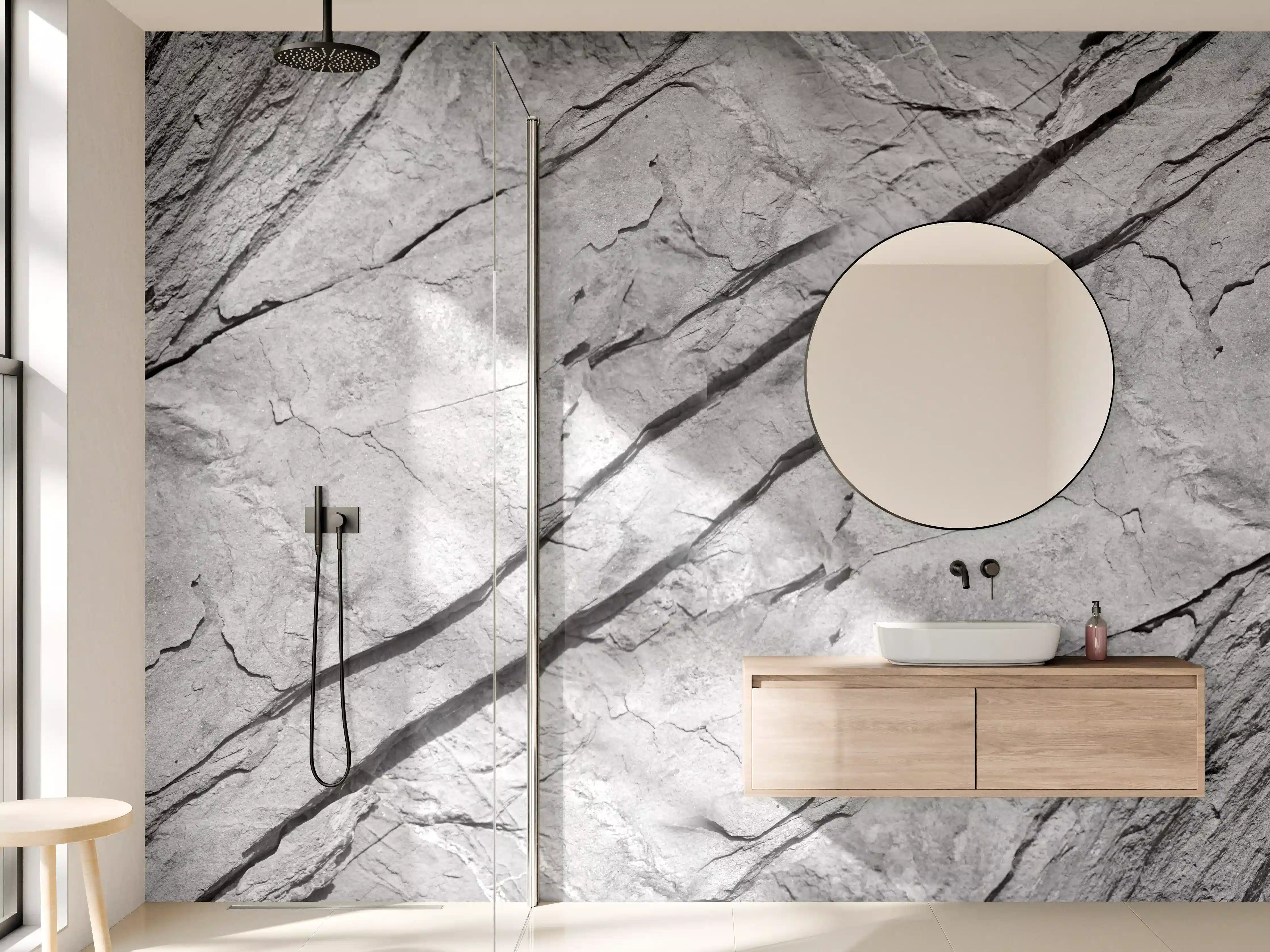 Wandverkleidung Bad - Heller Grauer Stein mit feiner Struktur