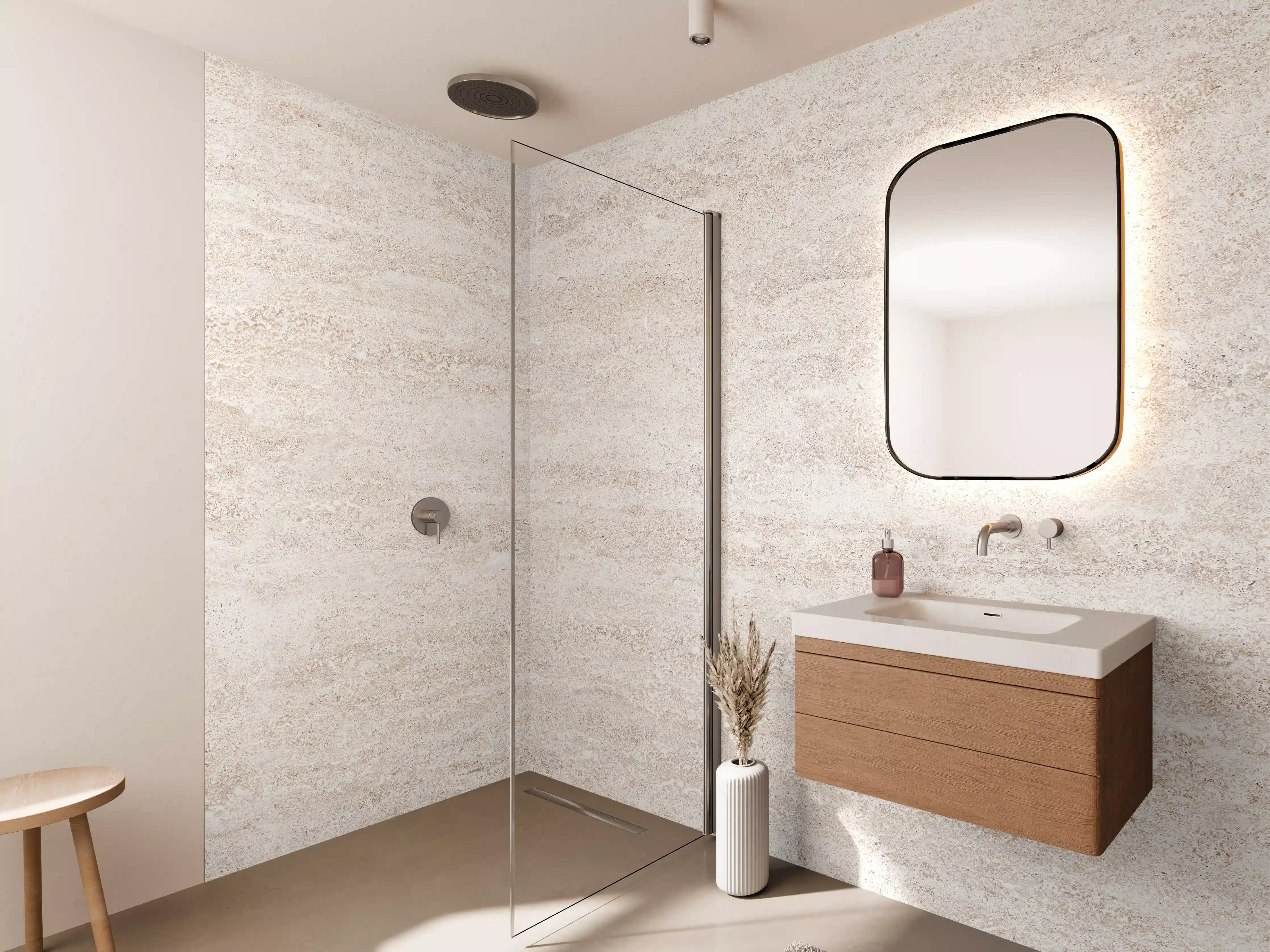 Wandverkleidung Bad - Helles Steinelement mit Naturstruktur