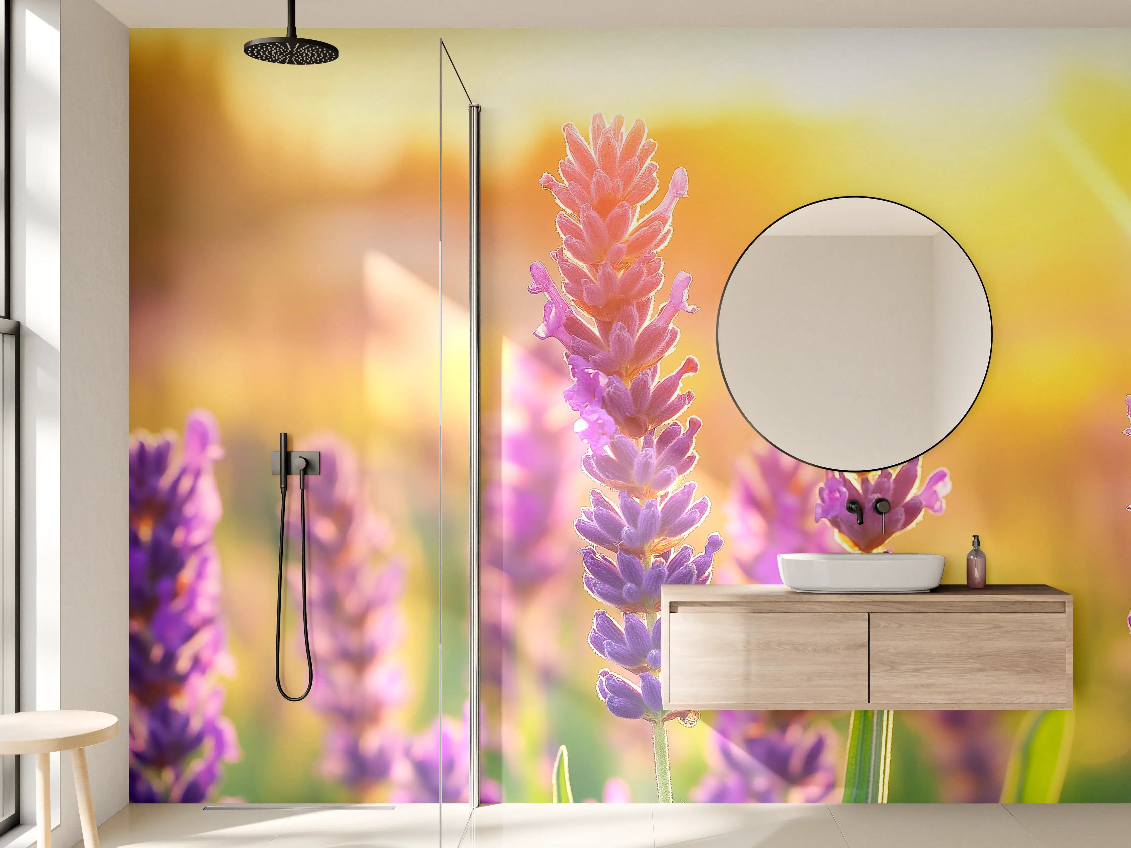 Wandverkleidung Bad - Lavendel in goldenem Abendlicht
