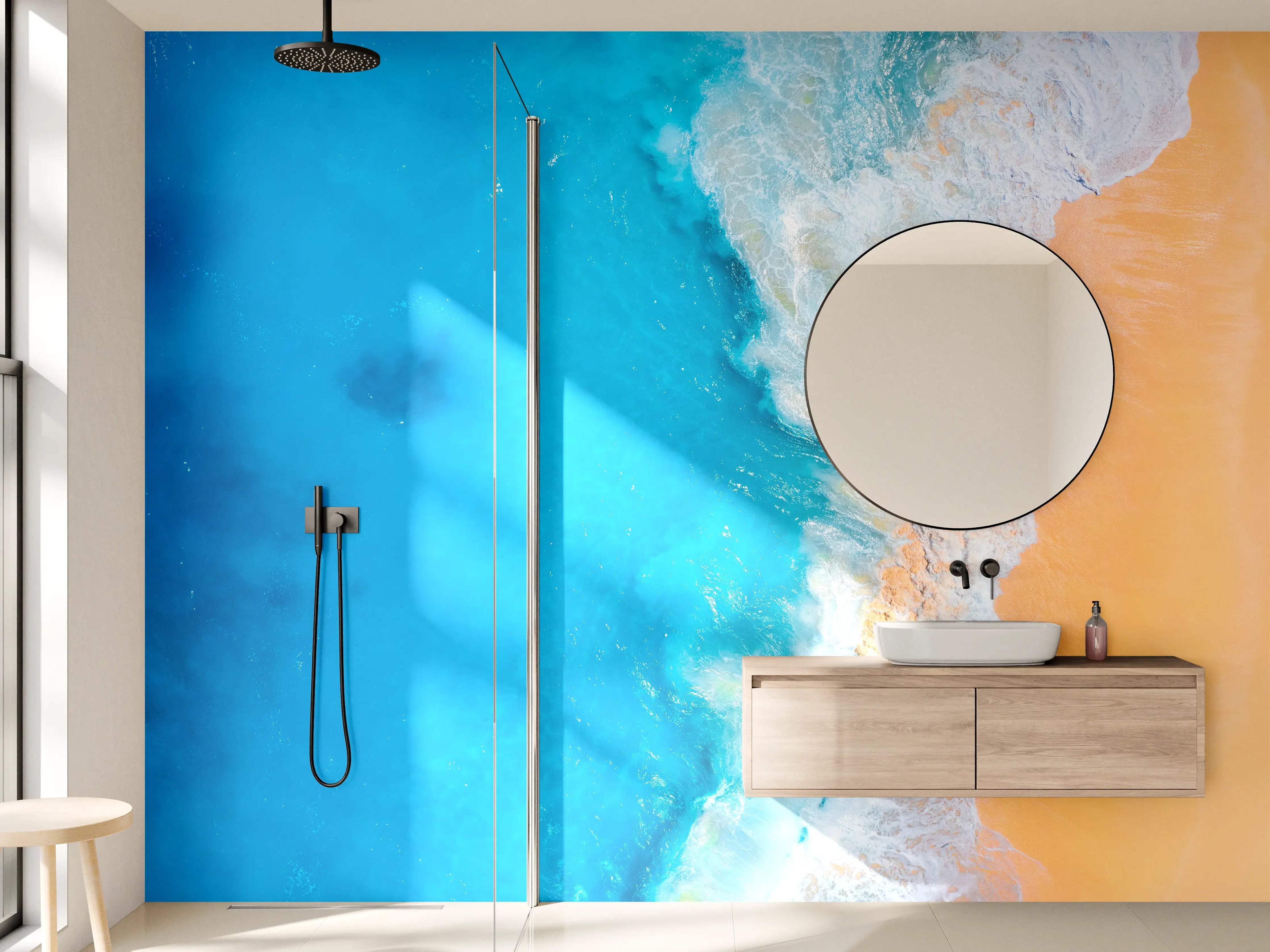 Wandverkleidung Bad - Leuchtendes Meerespanorama mit Sandstrand