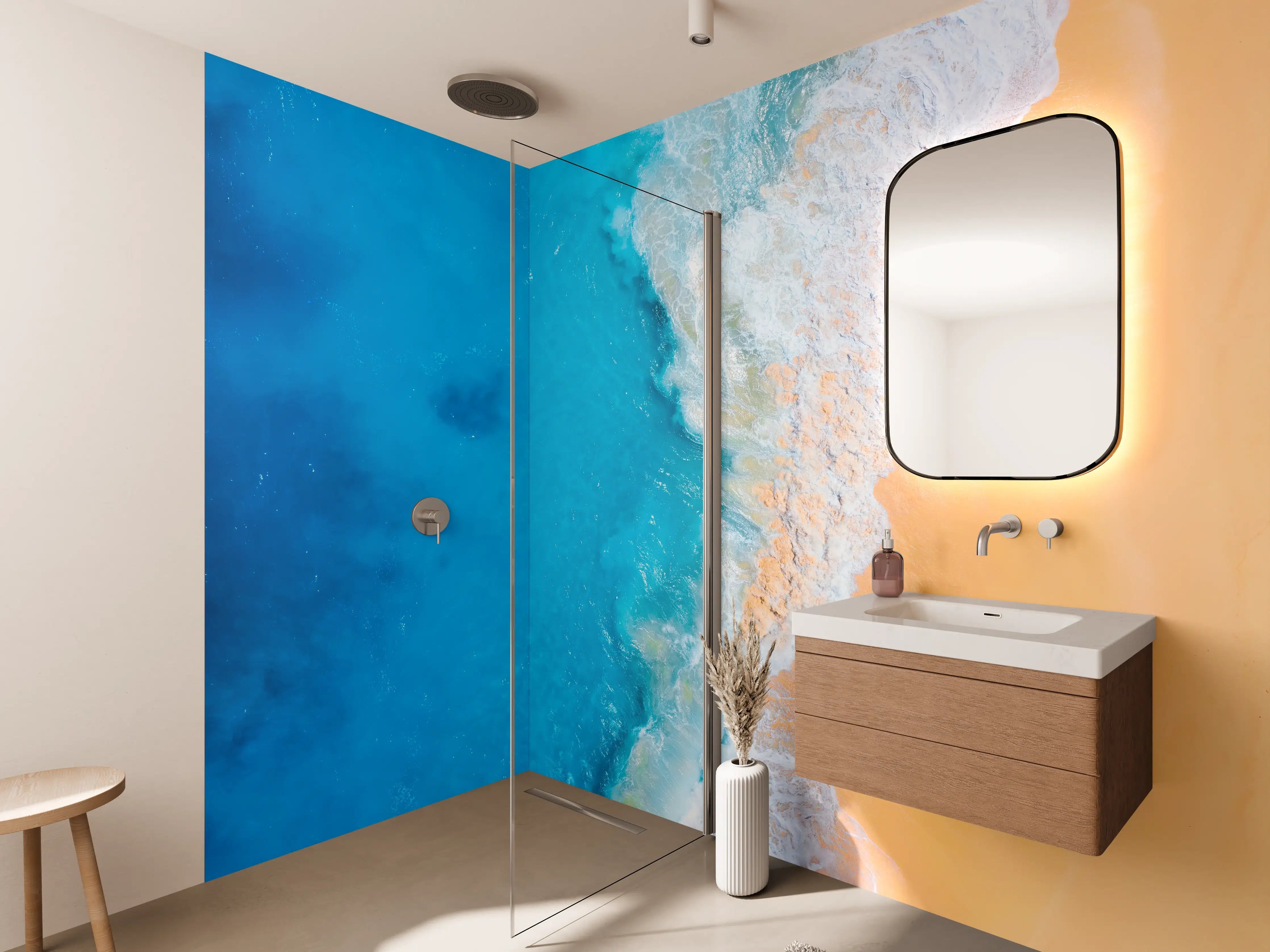 Wandverkleidung Bad - Leuchtendes Meerespanorama mit Sandstrand