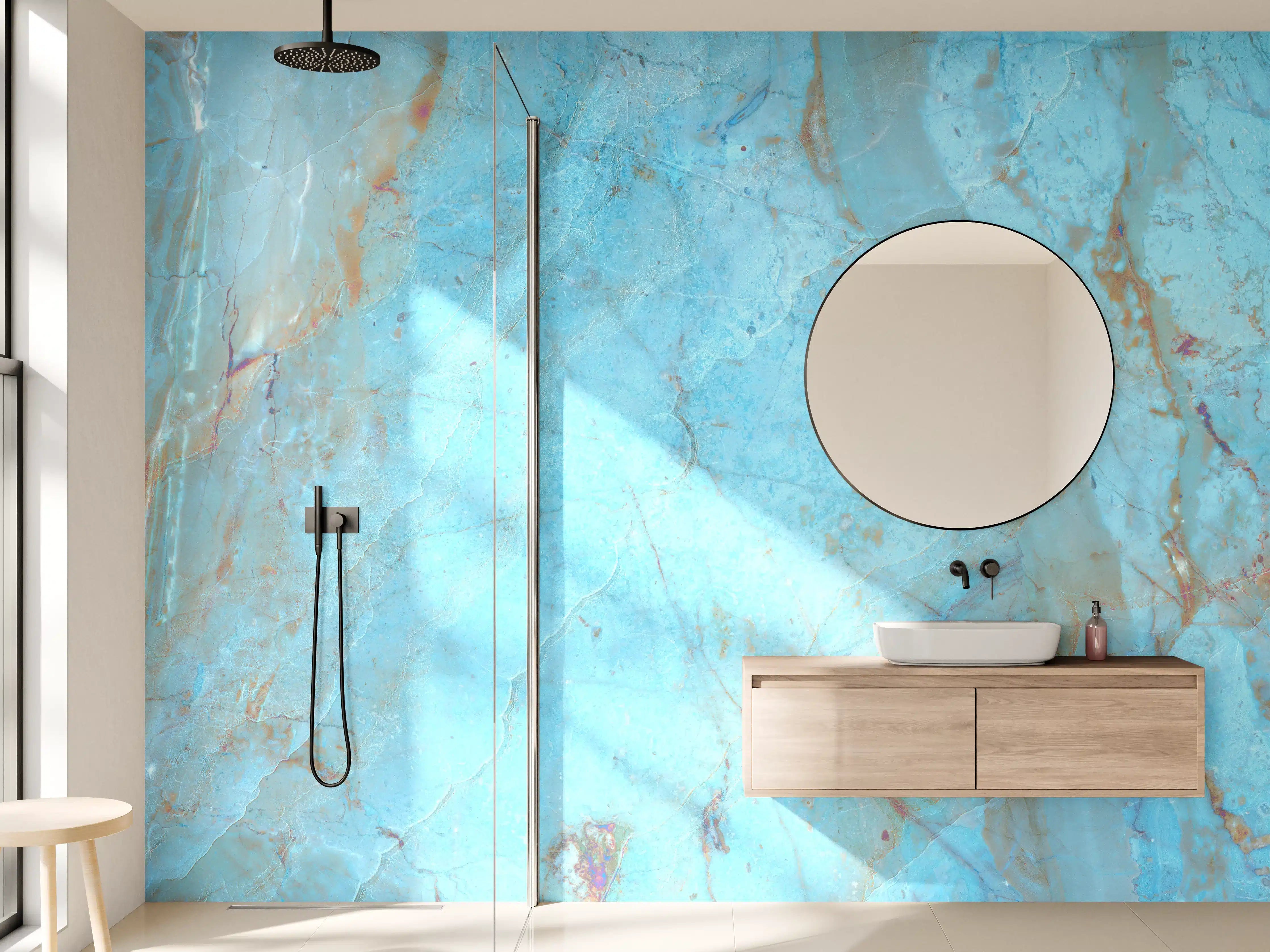 Wandverkleidung Bad - Luxuriöser Onyxmarmor in Aqua Tone