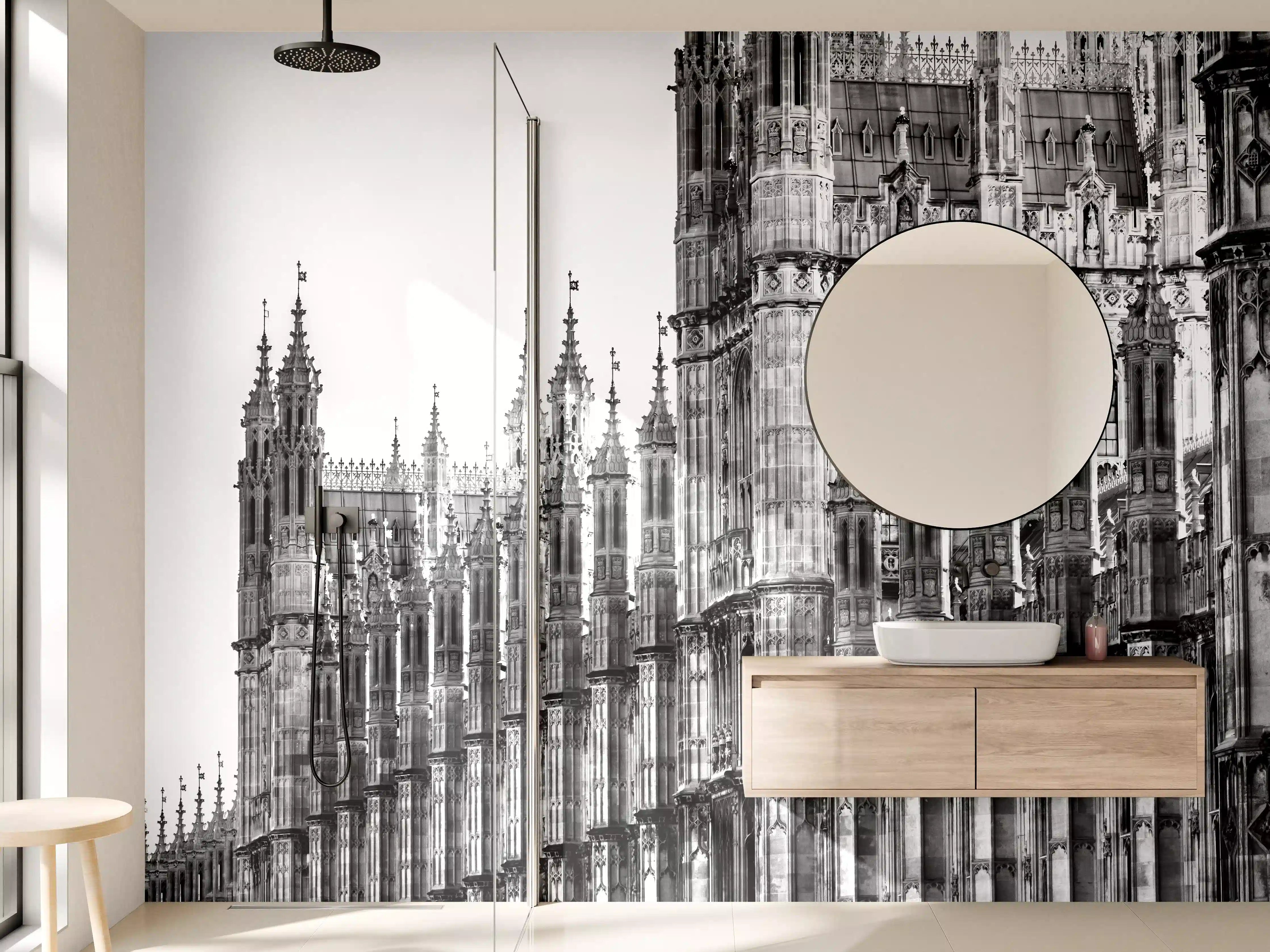 Wandverkleidung Bad - Majestätische Kathedralenfassade