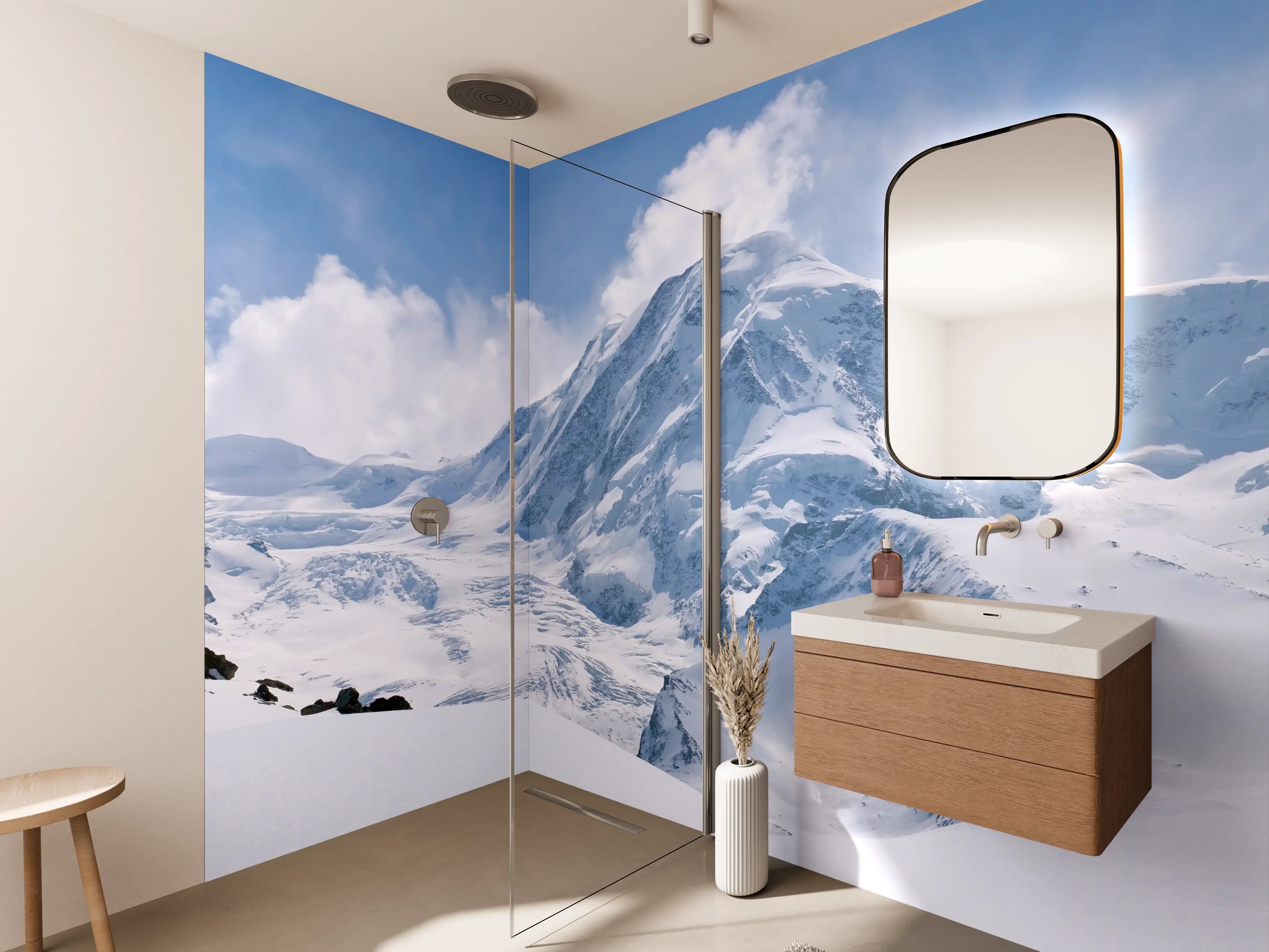 Wandverkleidung Bad - Majestätische Schneeberge im Sonnenlicht